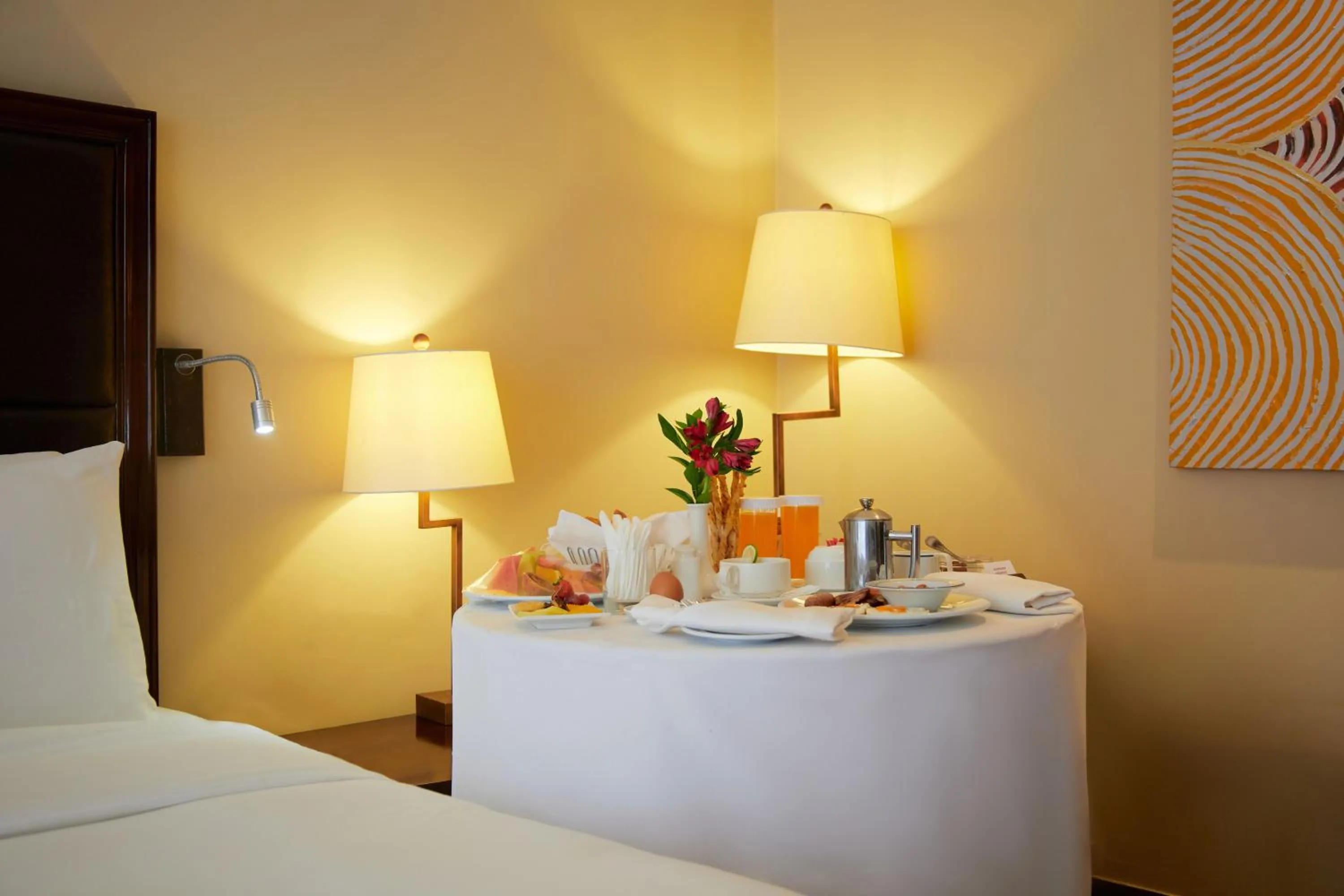 room service, Bed in Mercure Nairobi Upper Hill