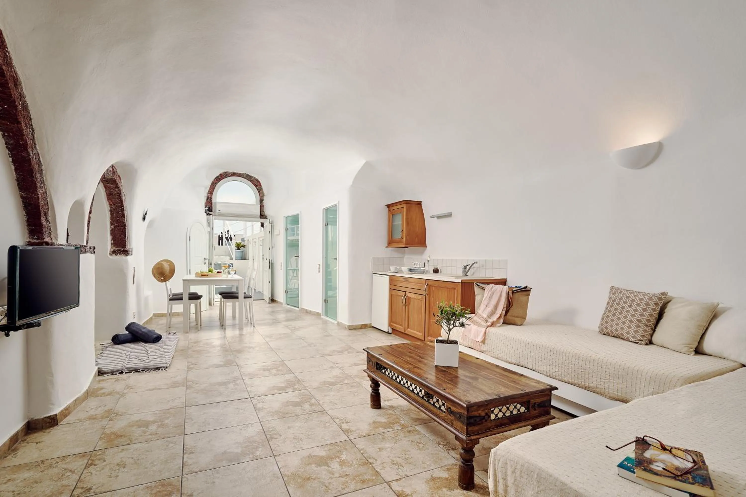 Living room in Santorini Mansion at Imerovigli