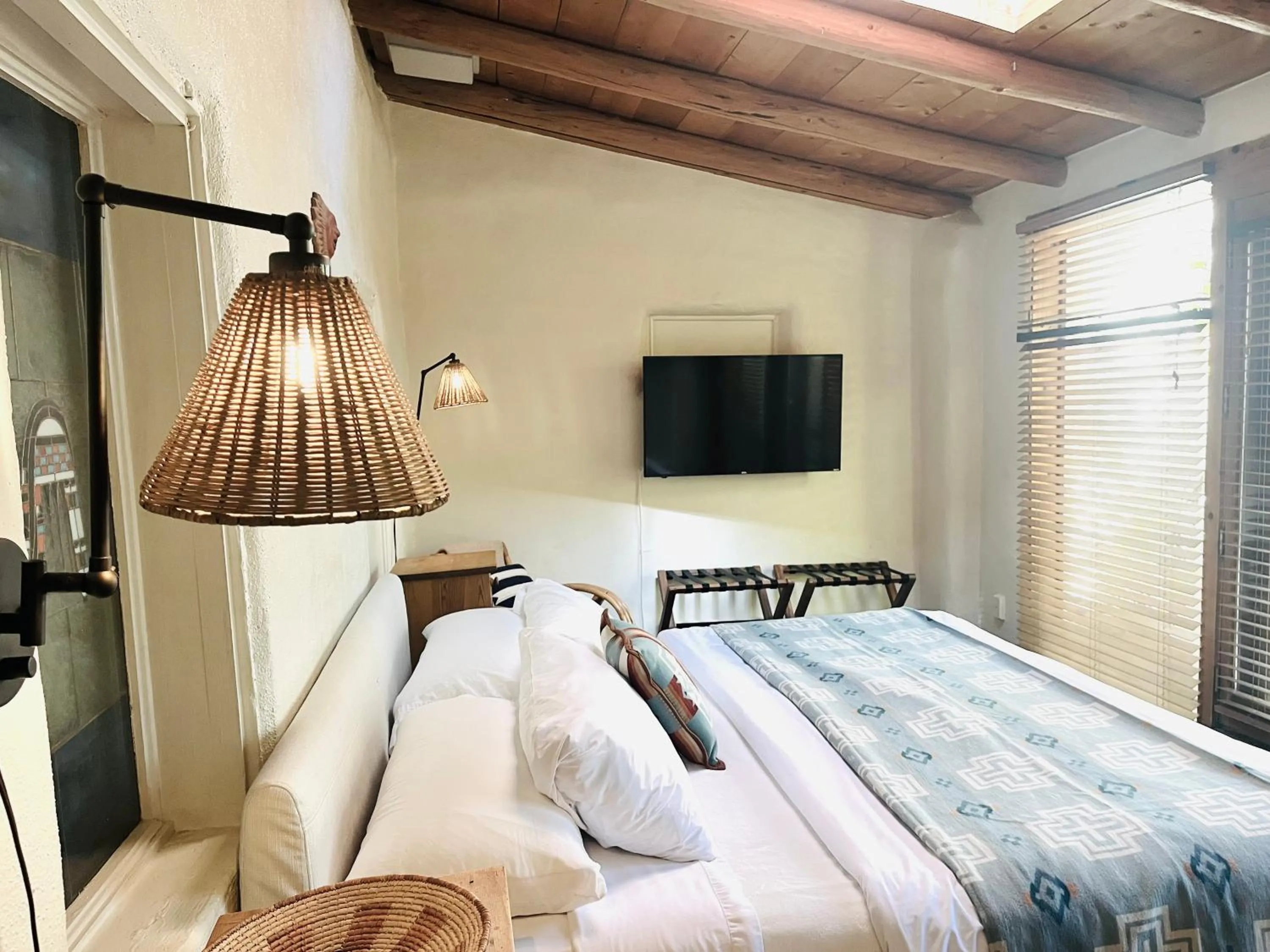 Bed in Hacienda Del Sol Historic B&B