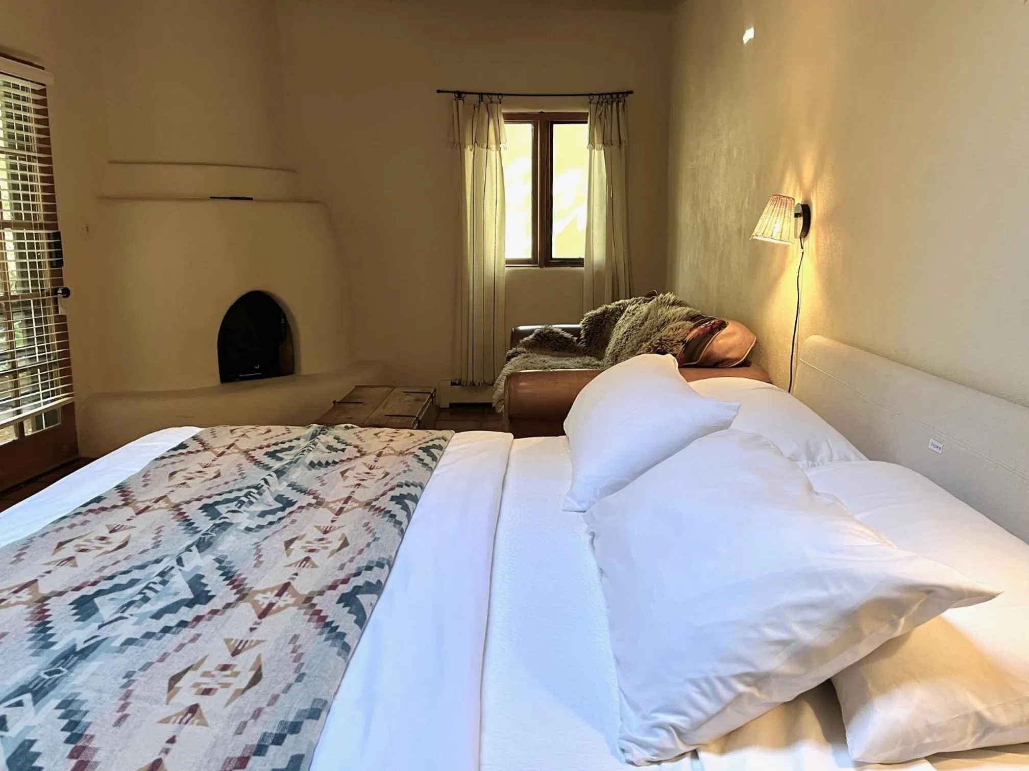 Bed in Hacienda Del Sol Historic B&B