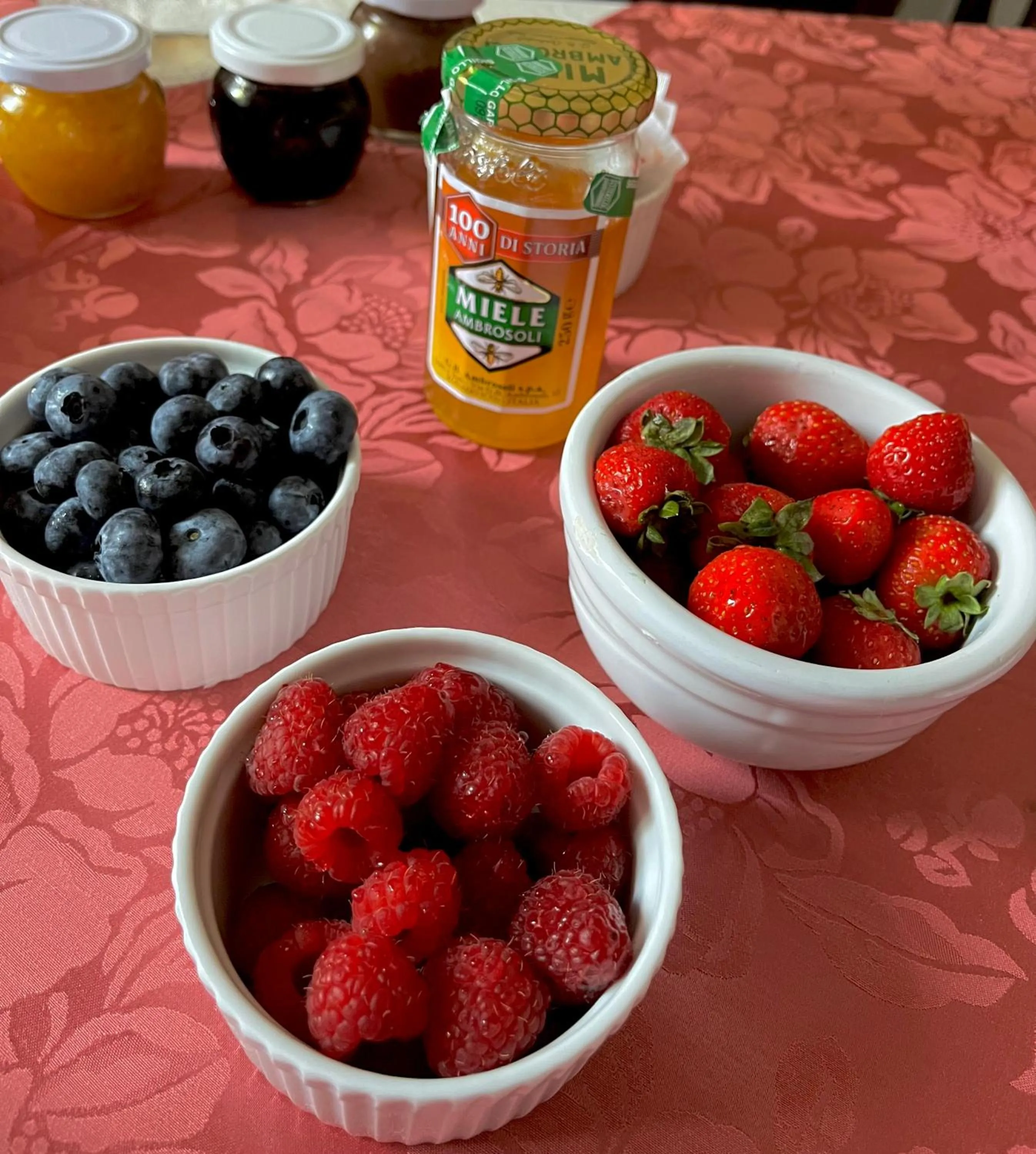 Breakfast in Villa Francesca Luxury