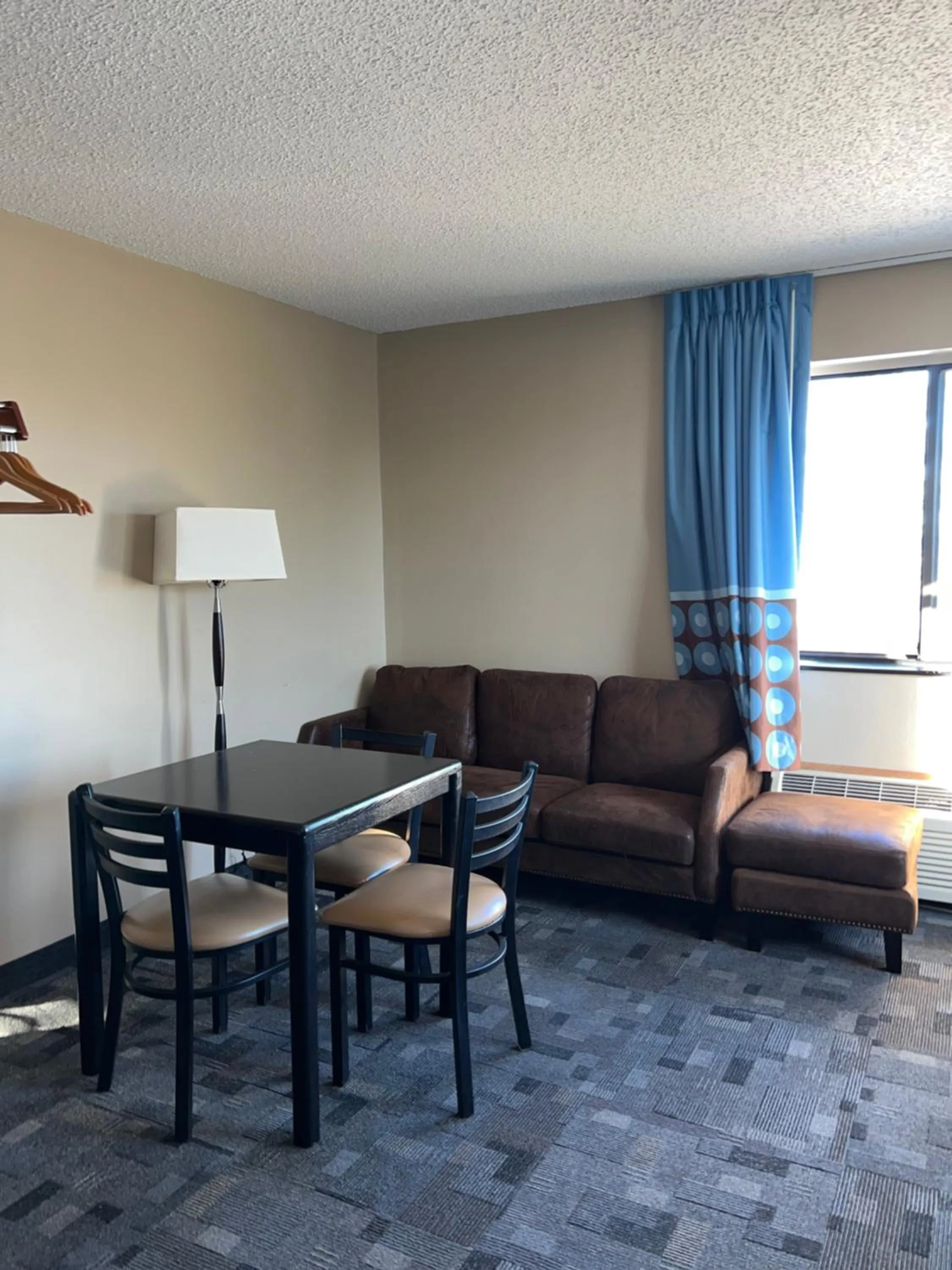 Super 8 by Wyndham Estherville