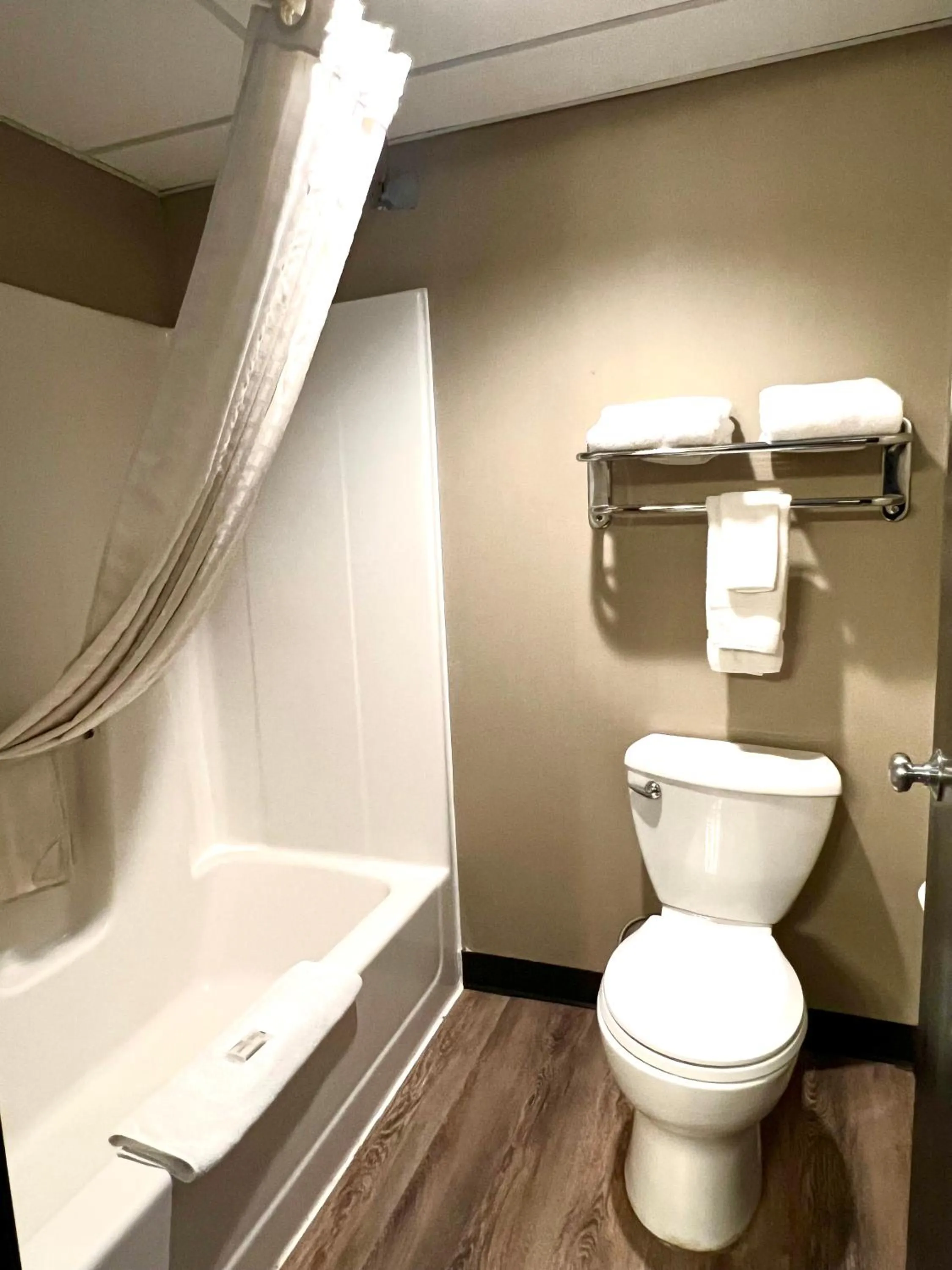 Super 8 by Wyndham Estherville