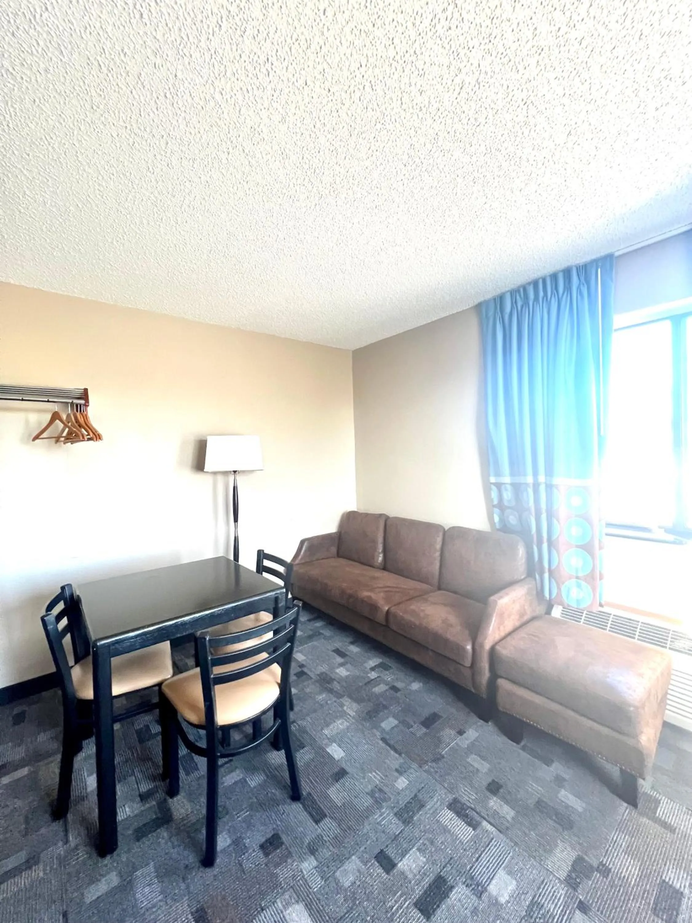 Super 8 by Wyndham Estherville