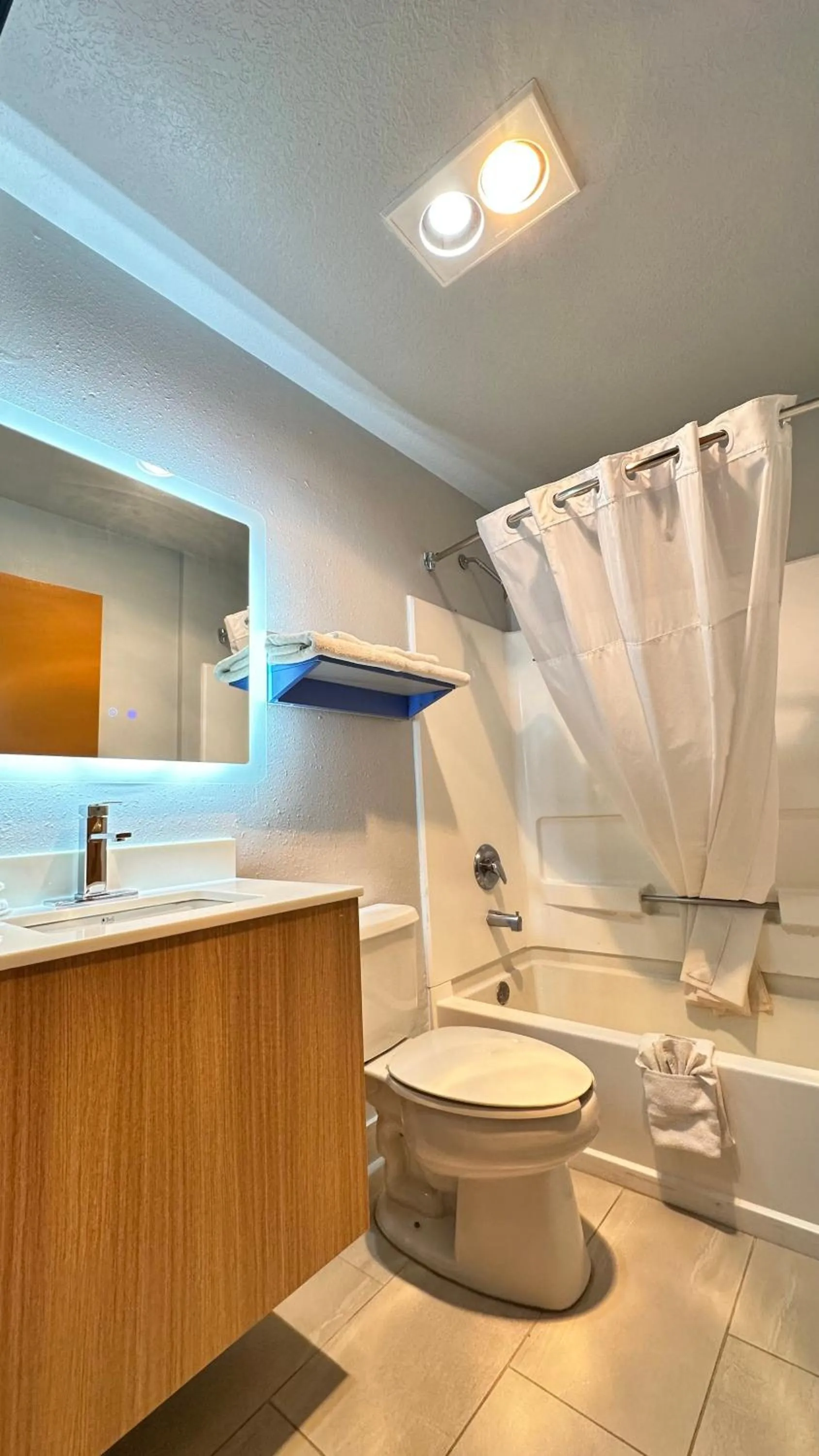 Microtel Inn & Suites by Wyndham Gallup - PET FRIENDLY