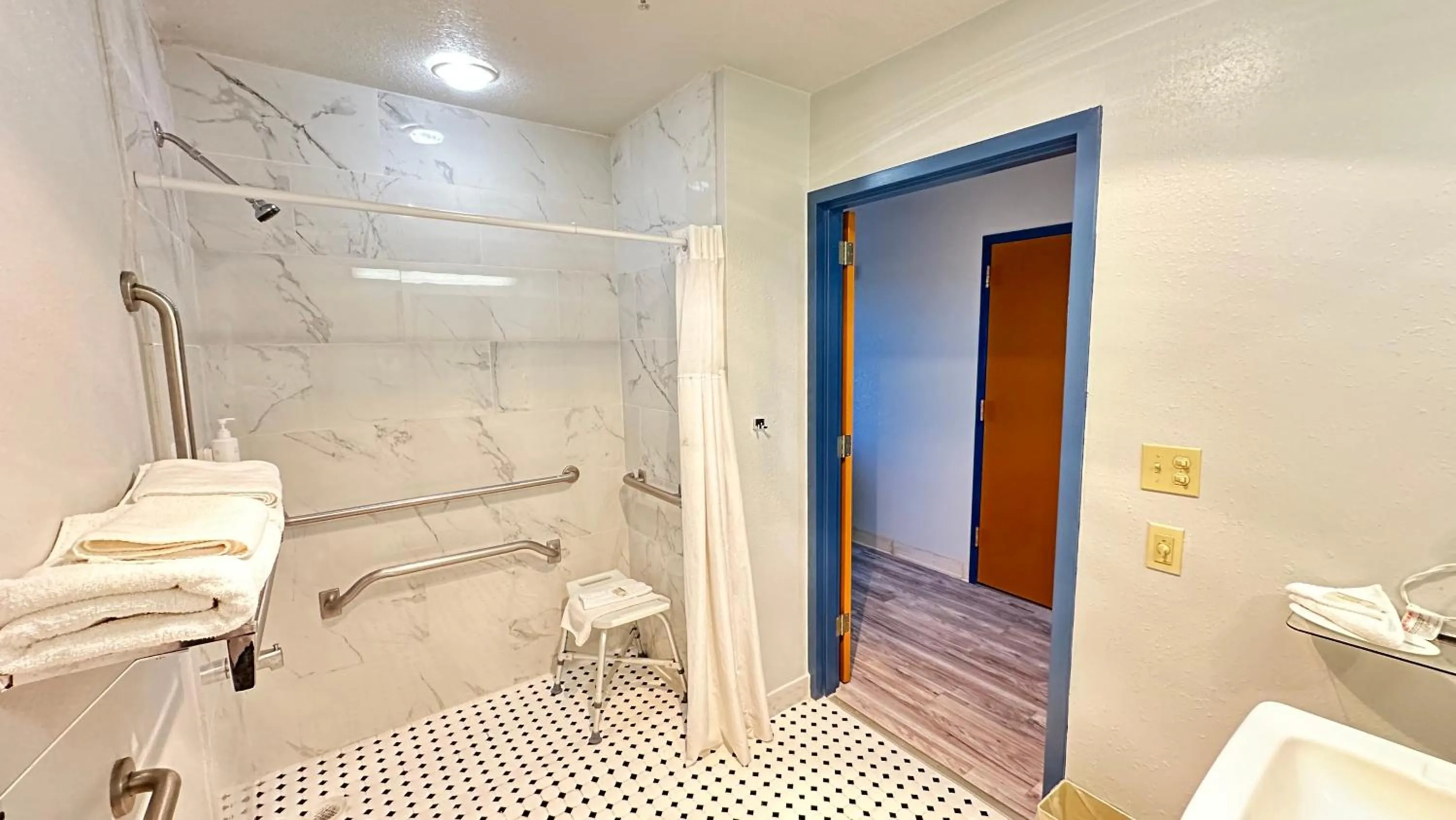 Shower in Microtel Inn & Suites by Wyndham Gallup - PET FRIENDLY