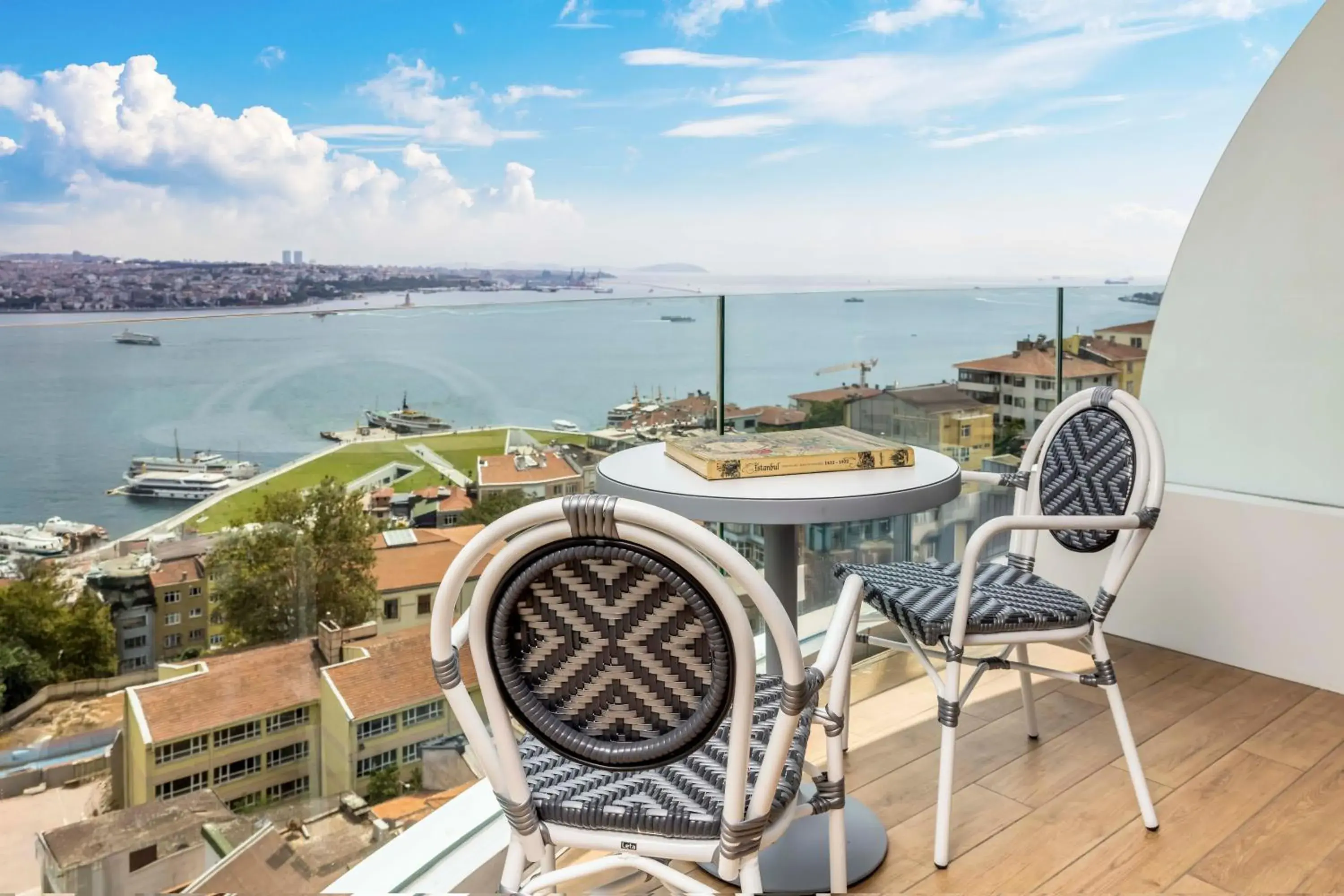 King Bosphorus View Room with Hot Tub & Balcony in Opera Hotel Bosphorus - Preferred Hotels and Resorts King Bosphorus View Room with Hot Tub & Balcony in Opera Hotel Bosphorus - Preferred Hotels and Resorts