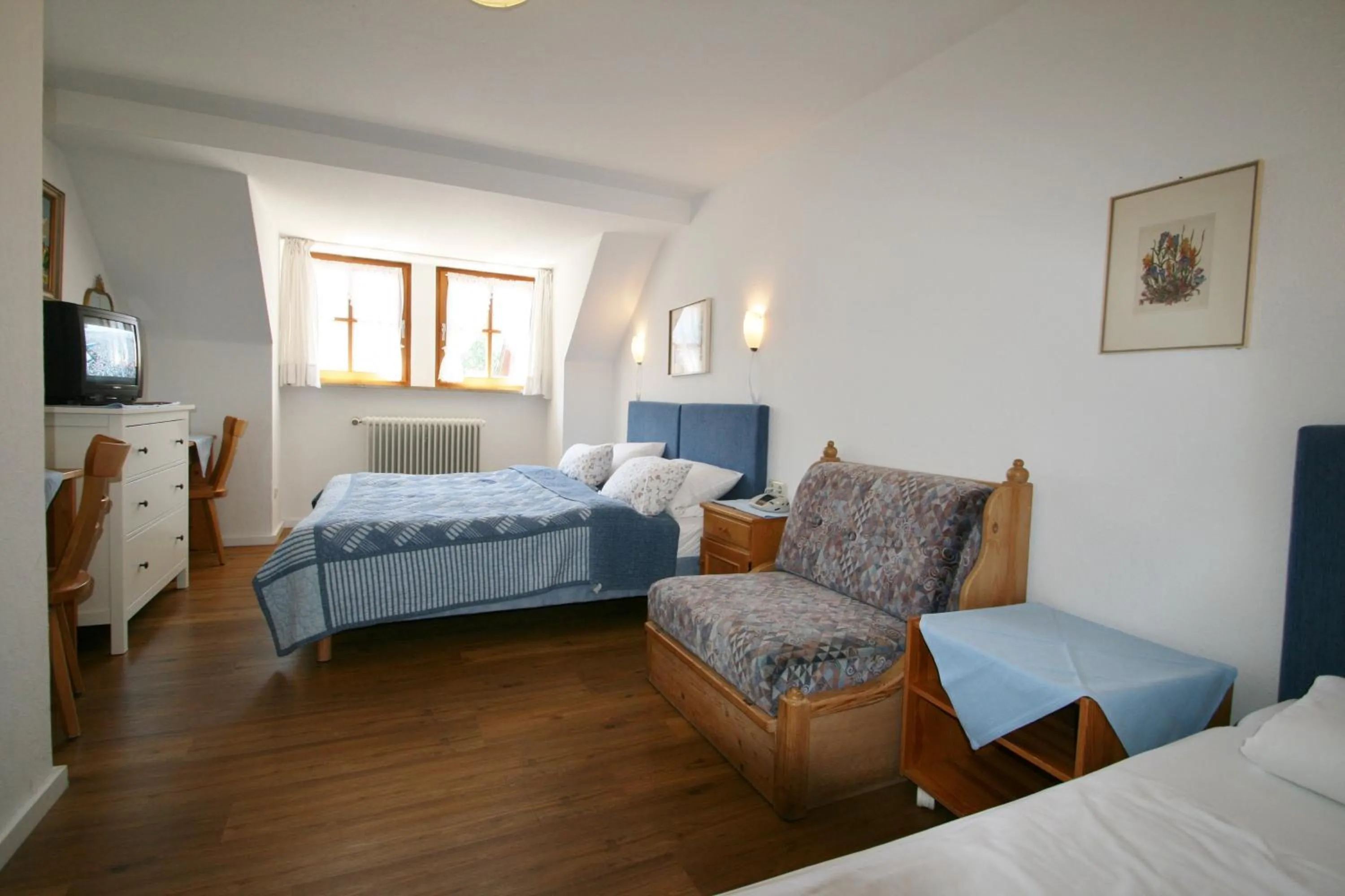 Photo of the whole room, Bed in Hotel-Gasthof Rose