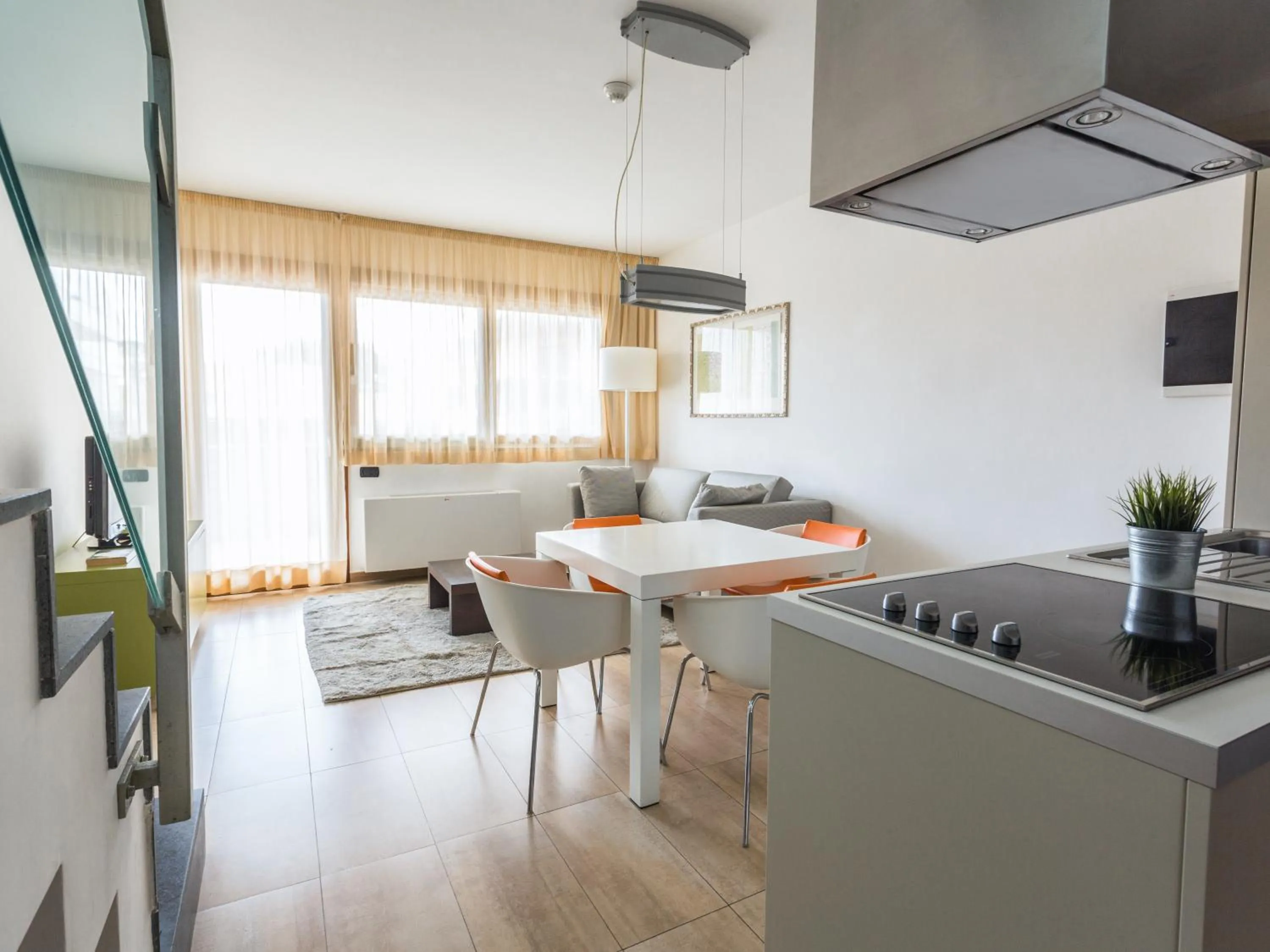 Photo of the whole room in Catania Hills Residence