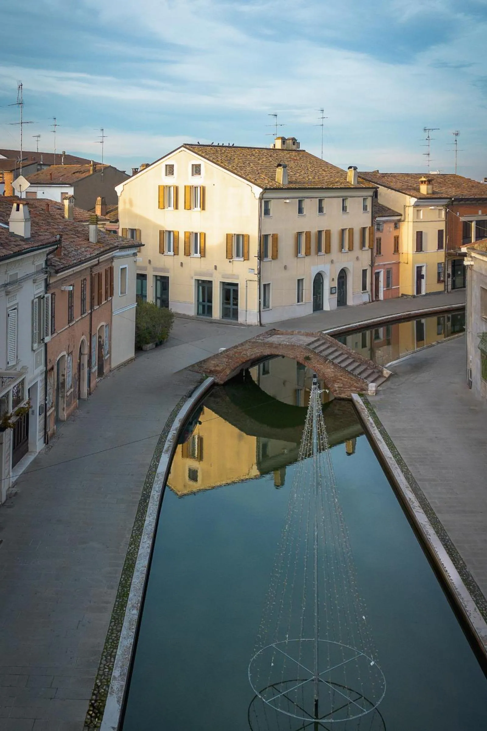 Property building in Al Ponticello