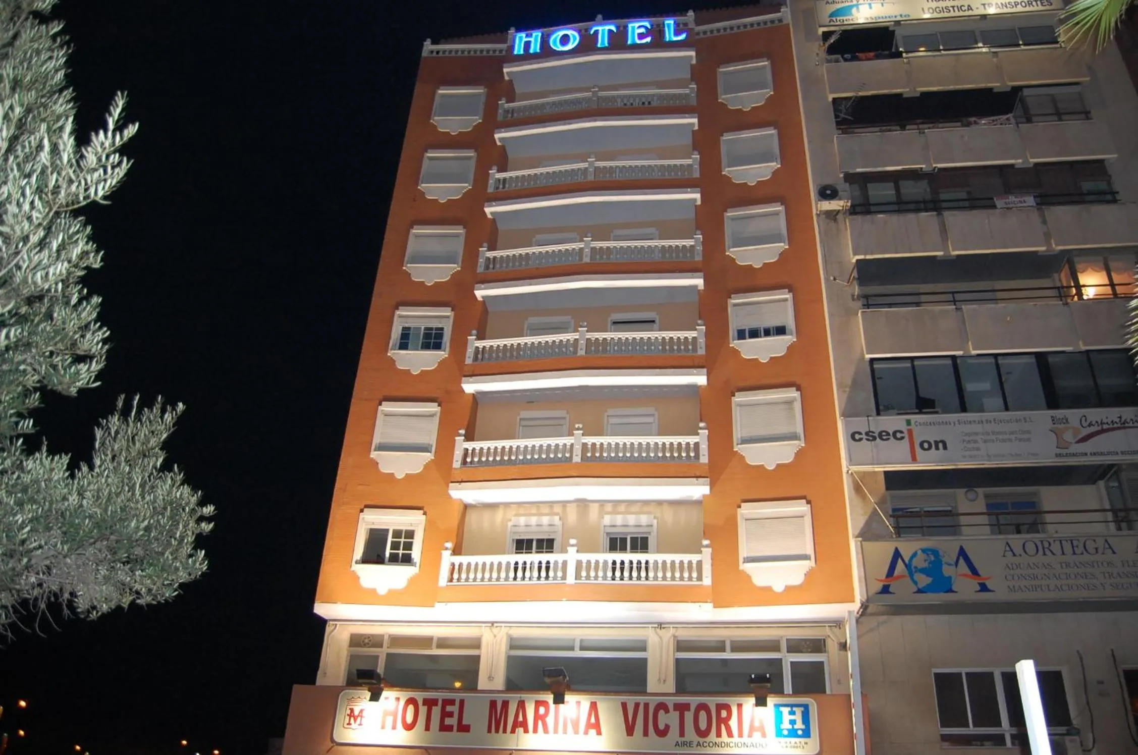 Facade/entrance in Hotel Marina Victoria