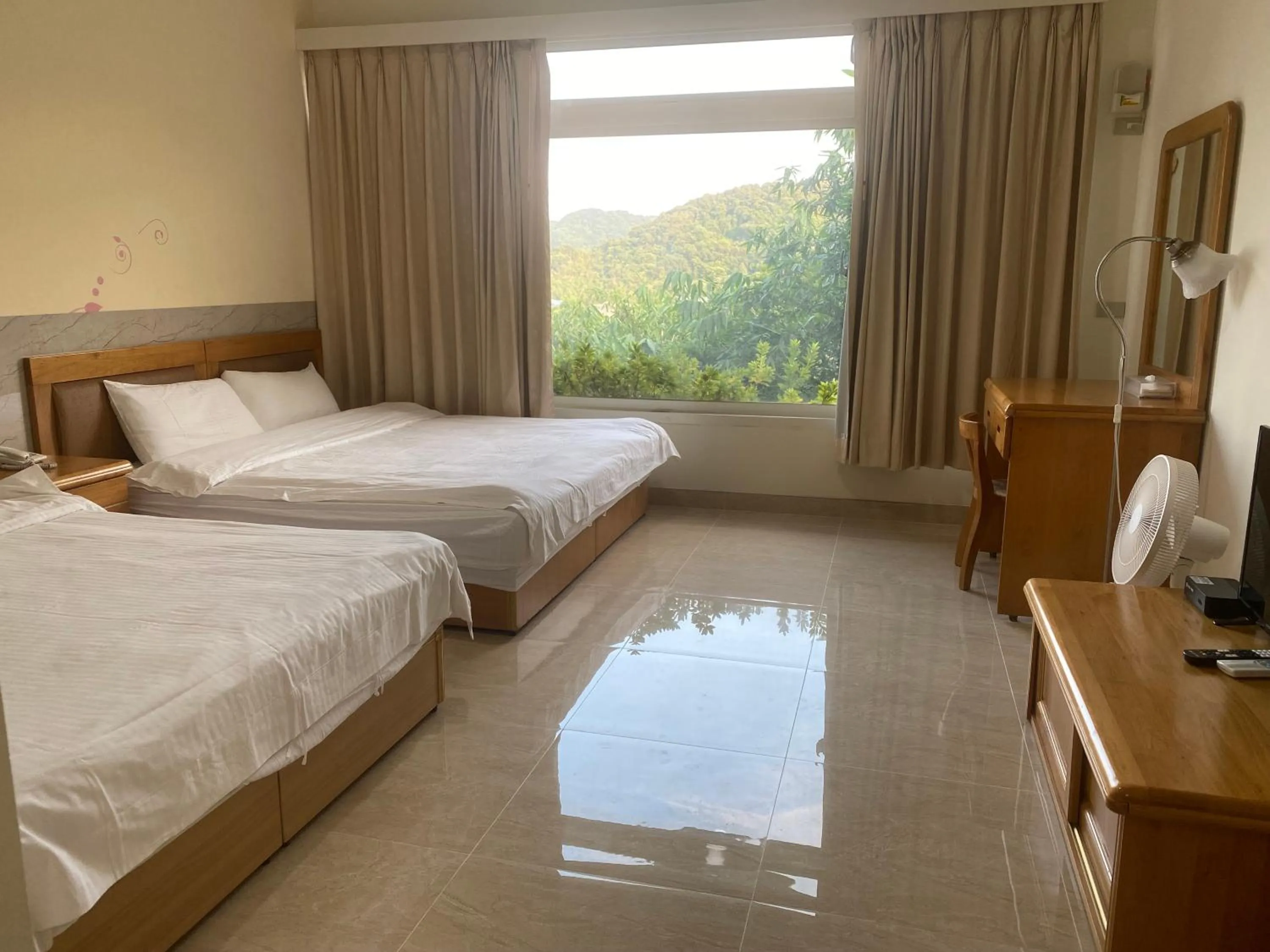 Mountain view, Bed in Wan Jin Hot Spring