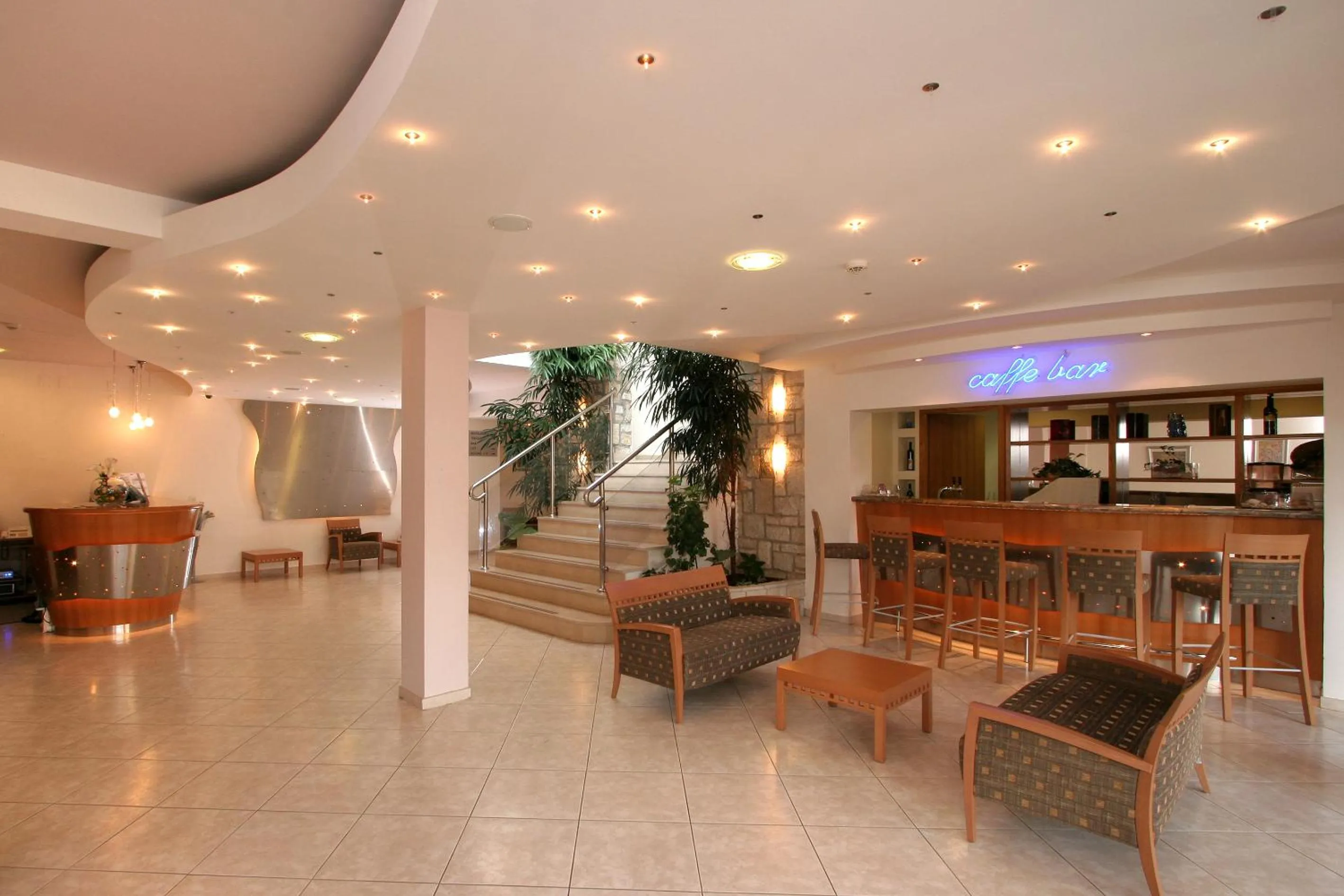 Lounge or bar in Hotel Flores