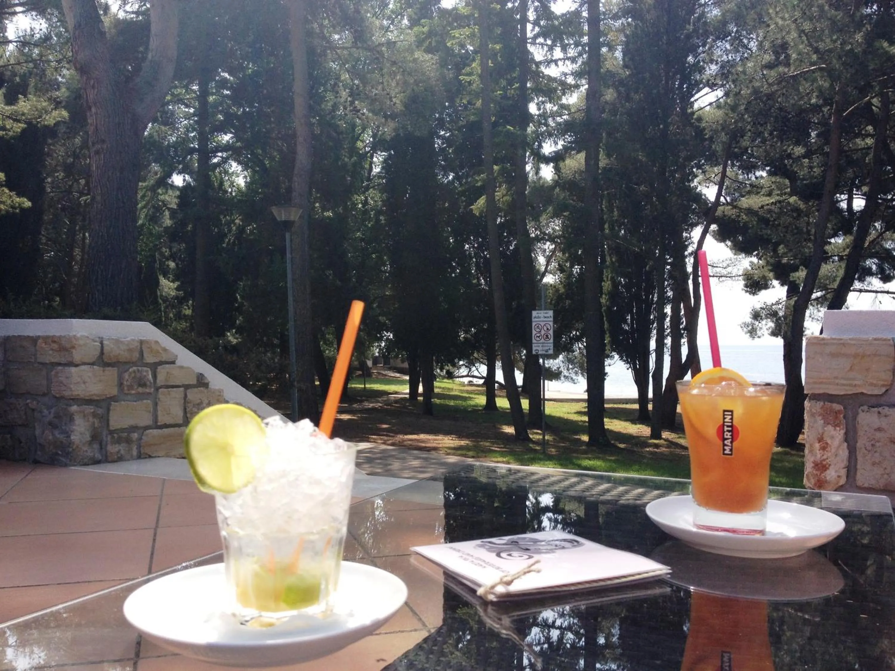 Lounge or bar in Hotel Flores