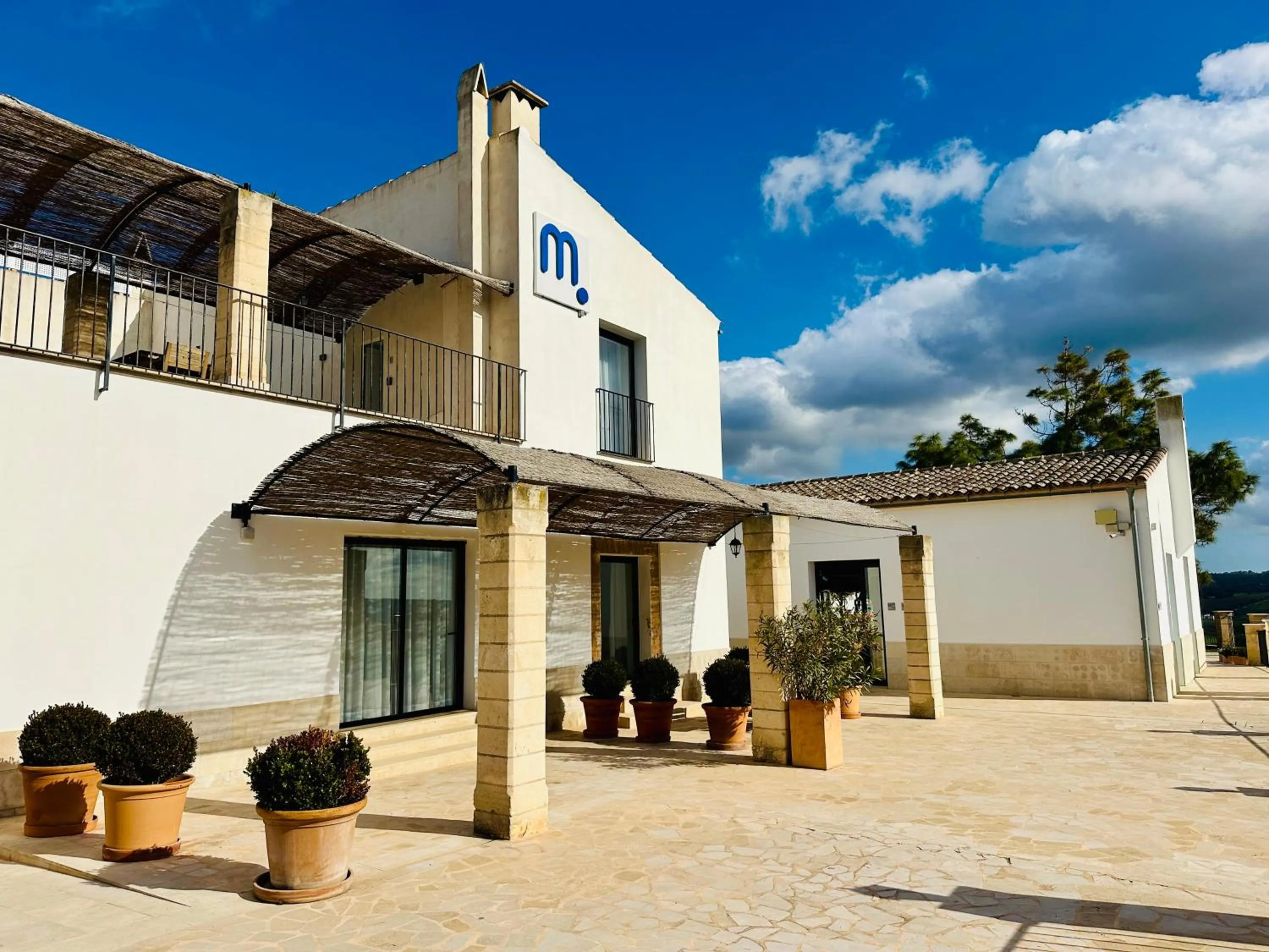 Property building in Mater Ariany