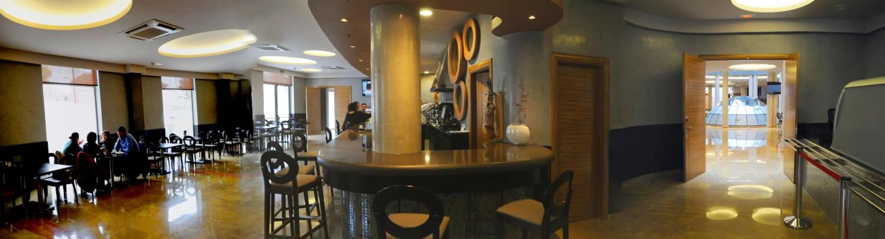 Lounge or bar in Cumbria Spa Hotel 3* Sup