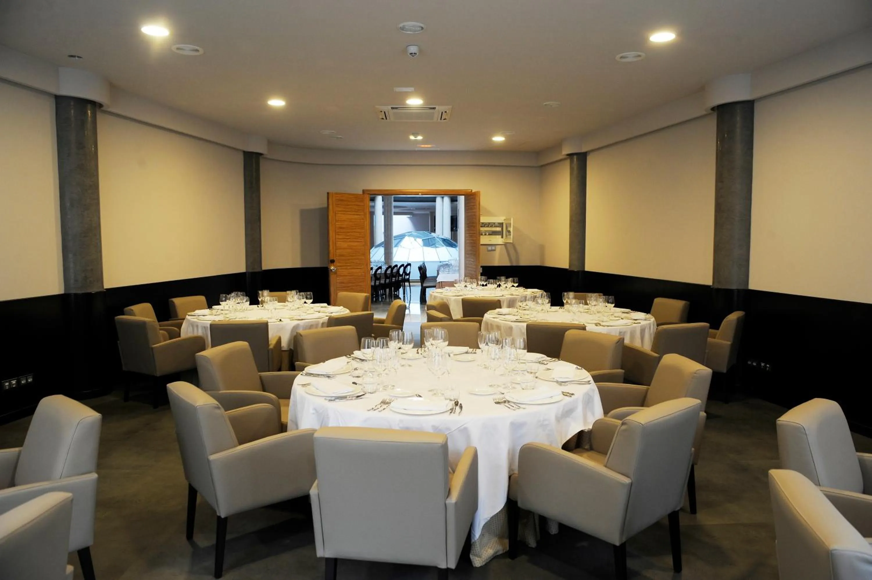 Lounge or bar in Cumbria Spa Hotel 3* Sup