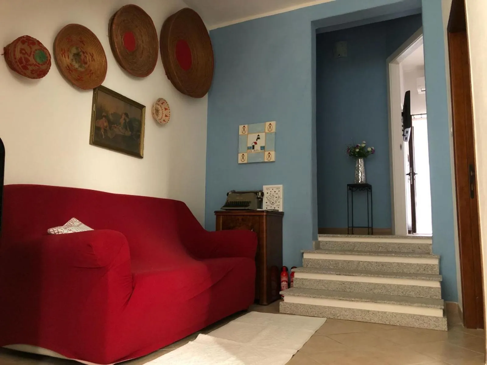 Communal lounge/ TV room in B&B Beranu