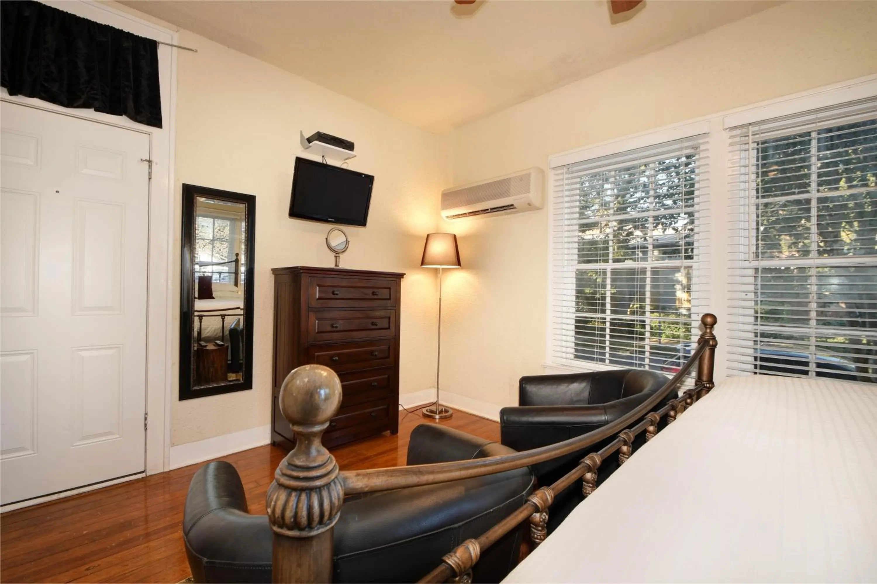 THE MADISON - San Antonio Riverwalk - Downtown - Convention Center