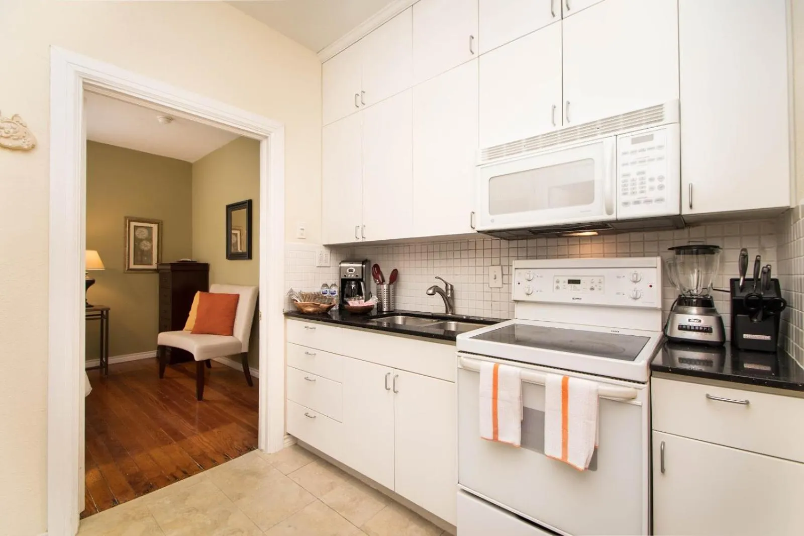 THE MADISON - San Antonio Riverwalk - Downtown - Convention Center