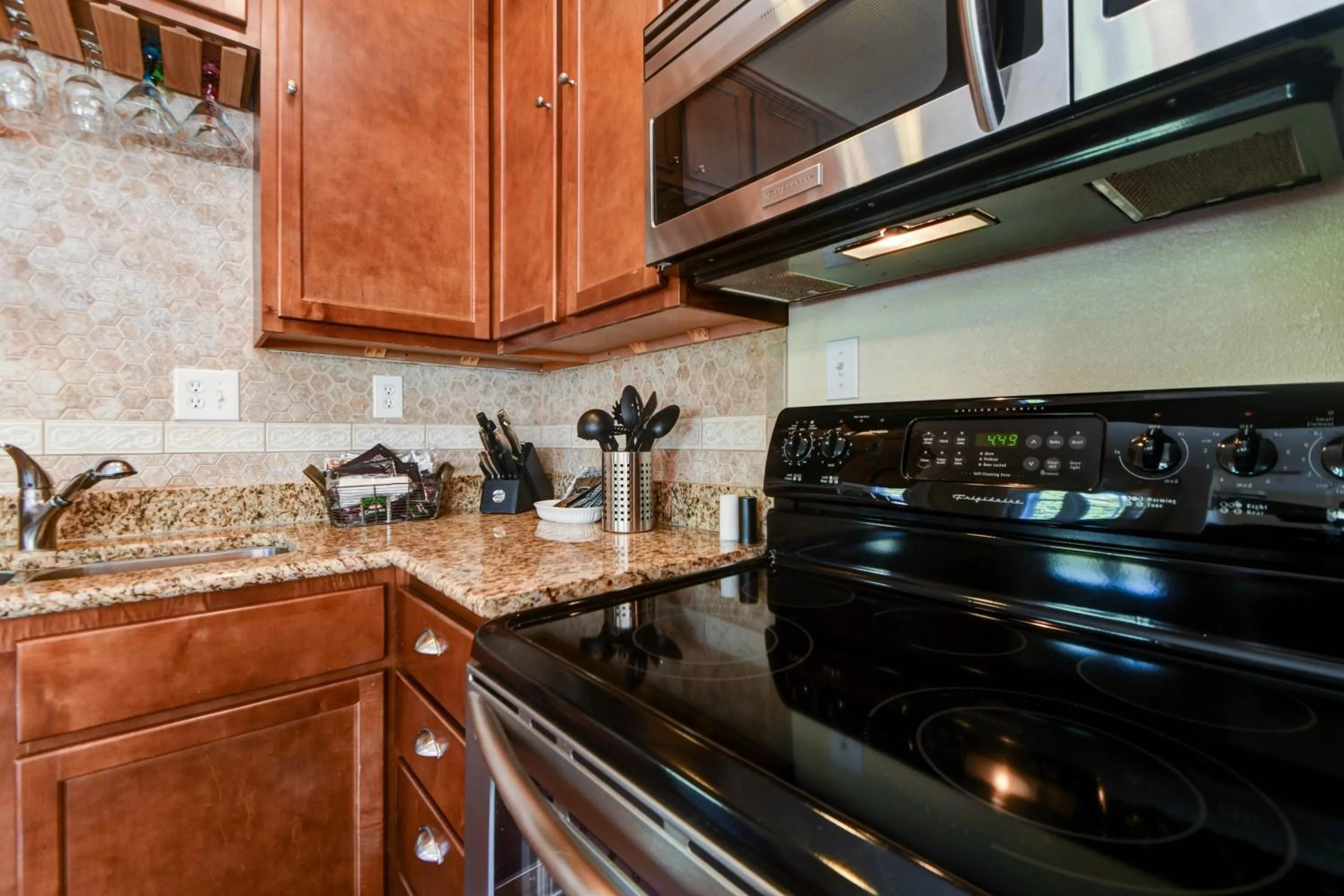 THE MADISON - San Antonio Riverwalk - Downtown - Convention Center