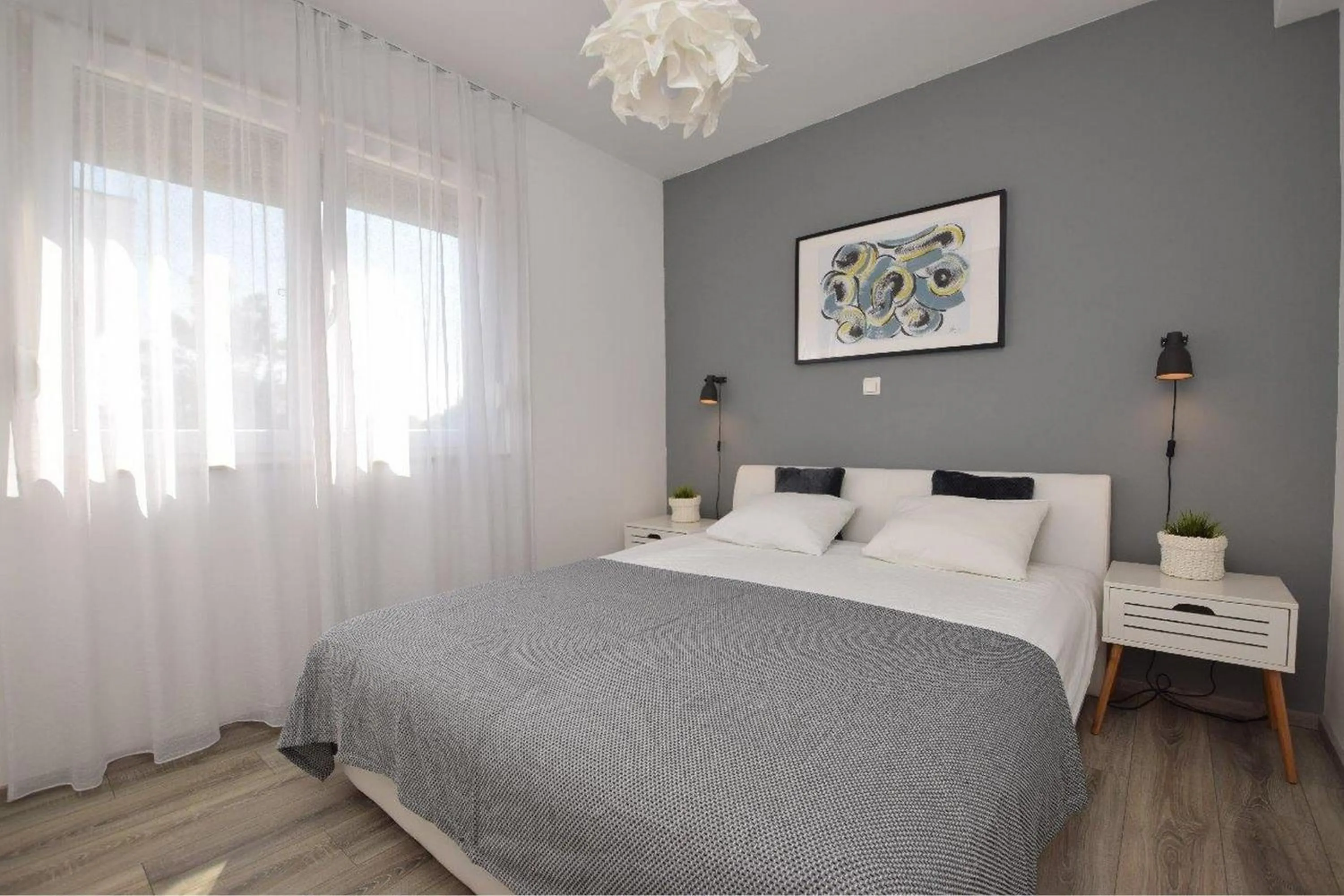 Apartments Lueva