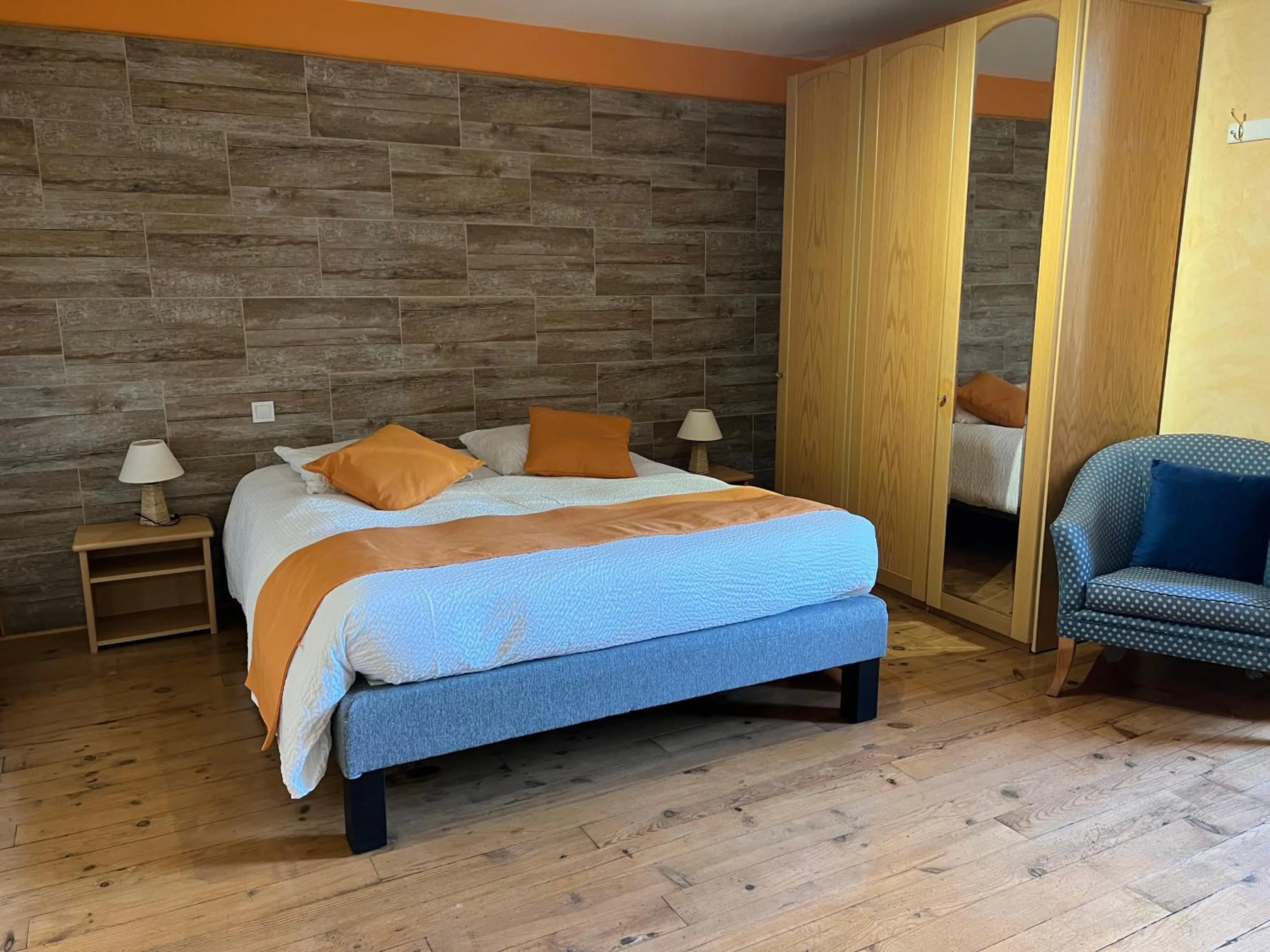 Logis Hôtel L'Adourable Auberge