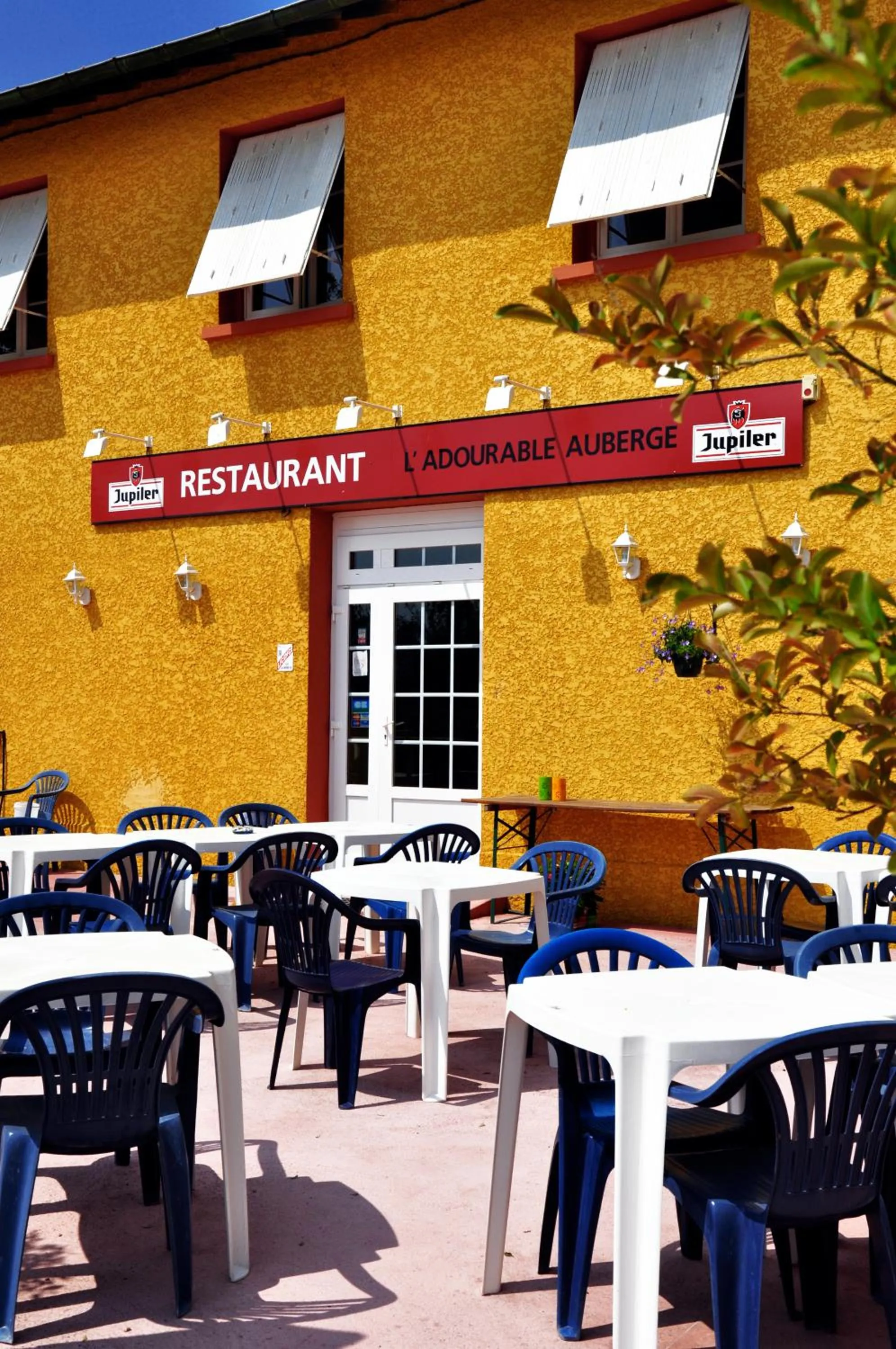 Logis Hôtel L'Adourable Auberge