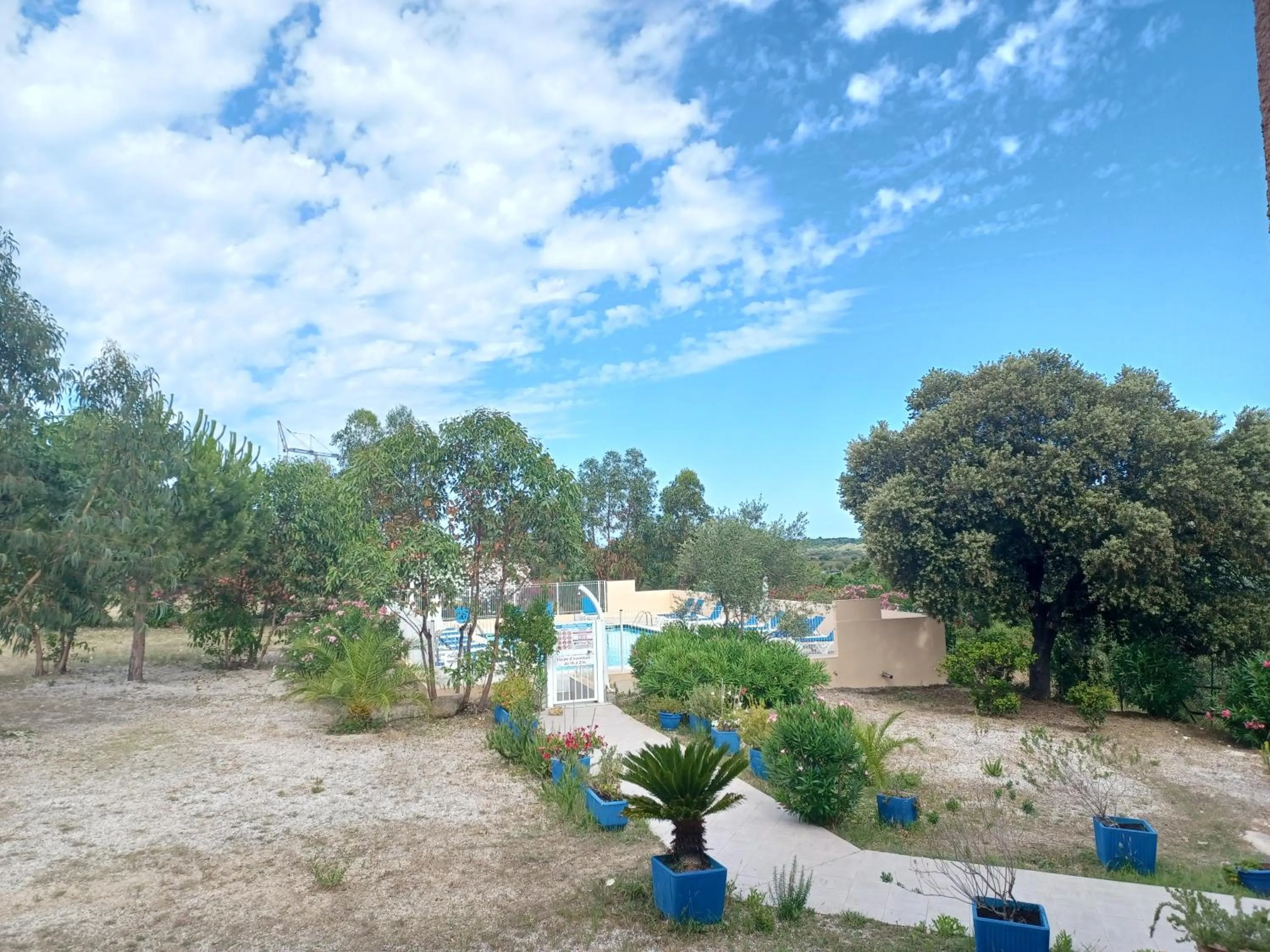 Garden view in Hotel Cinque Arcate