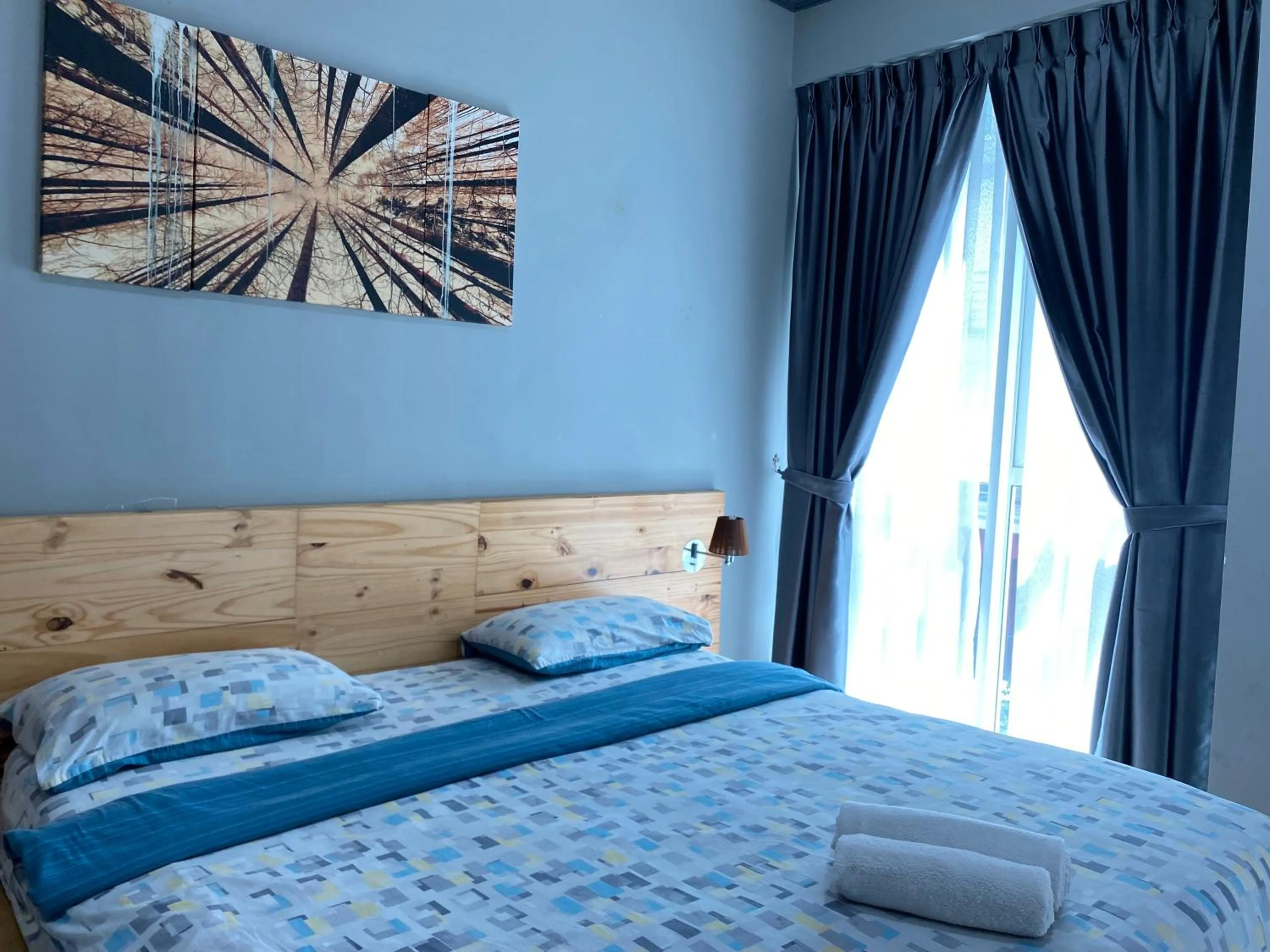 Bedroom, Bed in Sutera Avenue by Alawa Homes Kota Kinabalu