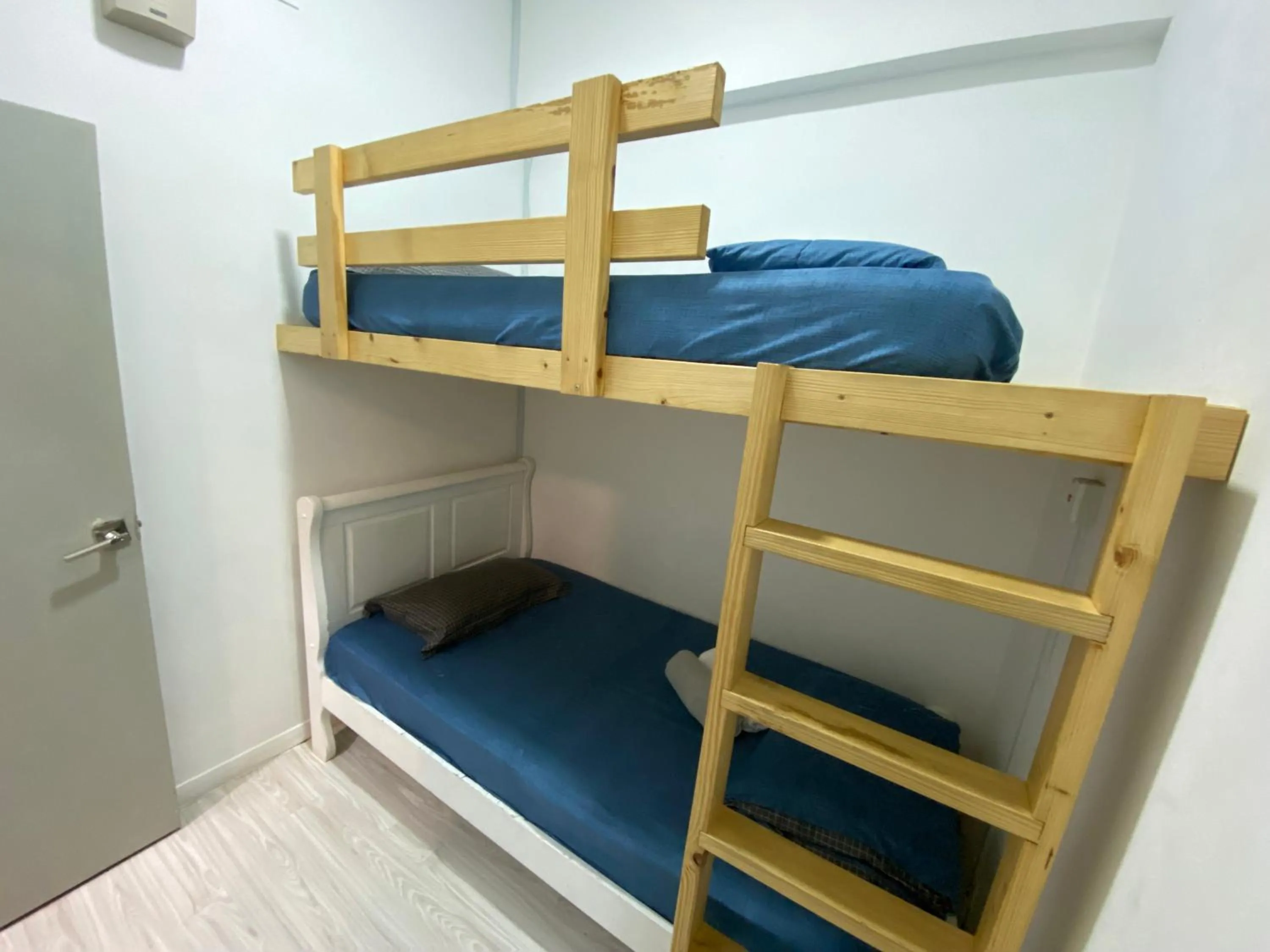 bunk bed, Bed in Sutera Avenue by Alawa Homes Kota Kinabalu