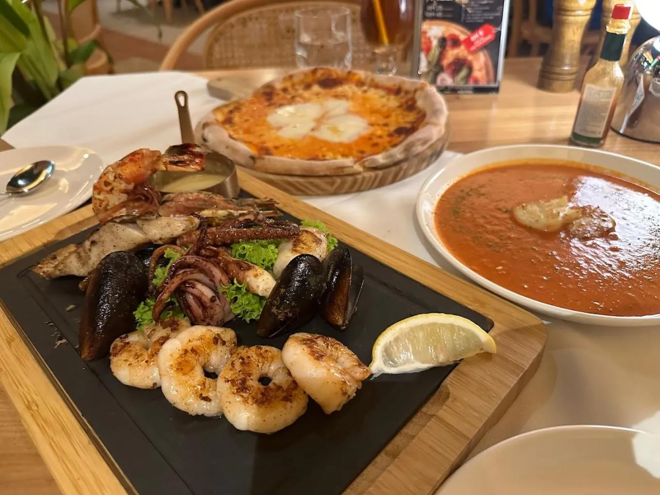 Restaurant/places to eat in Sutera Avenue by Alawa Homes Kota Kinabalu