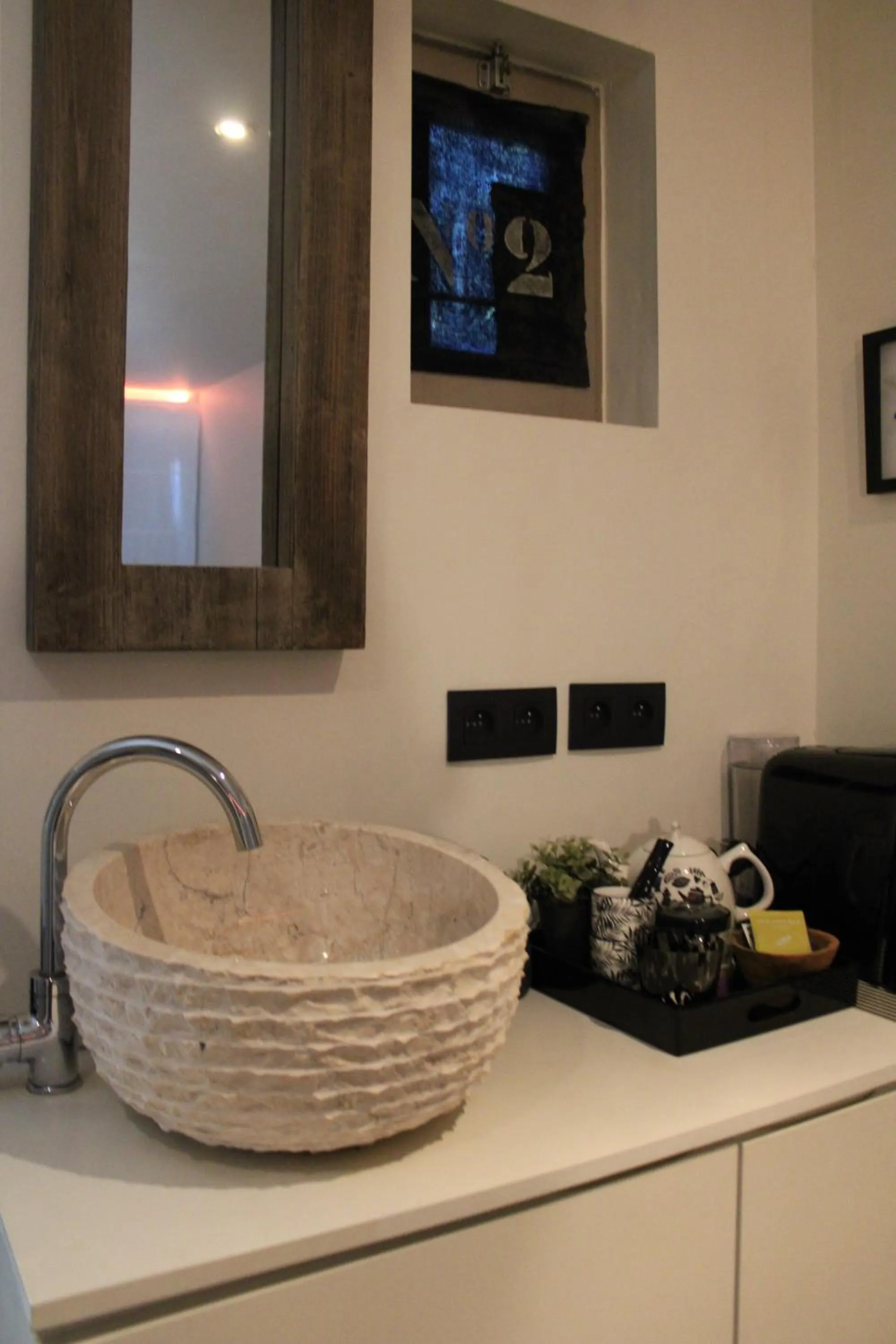 Coffee/tea facilities in AuxiliumWellness Get Back to Serenity