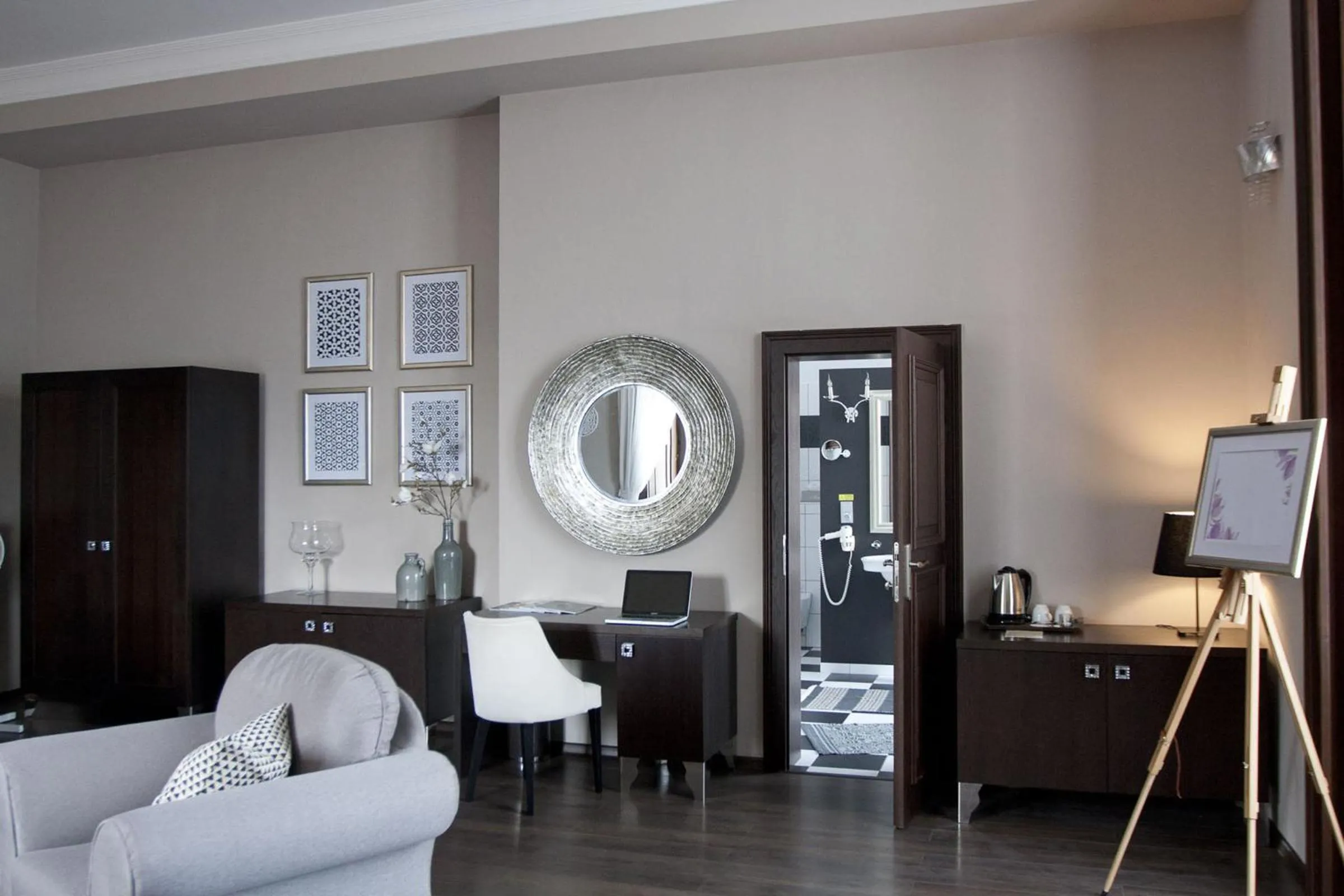 Photo of the whole room in Chateau Appony