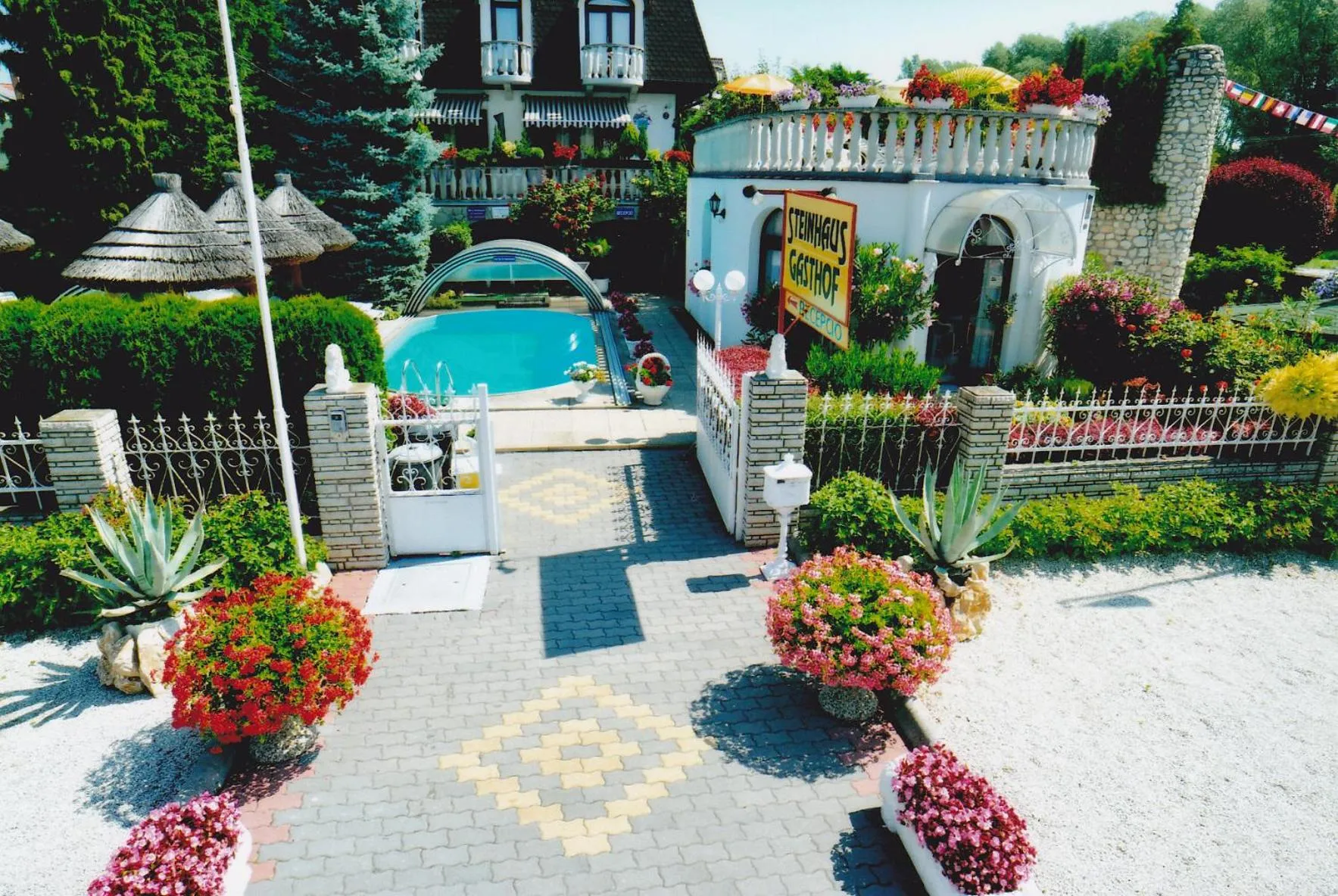 Facade/entrance in Steinhaus Bed & Breakfast