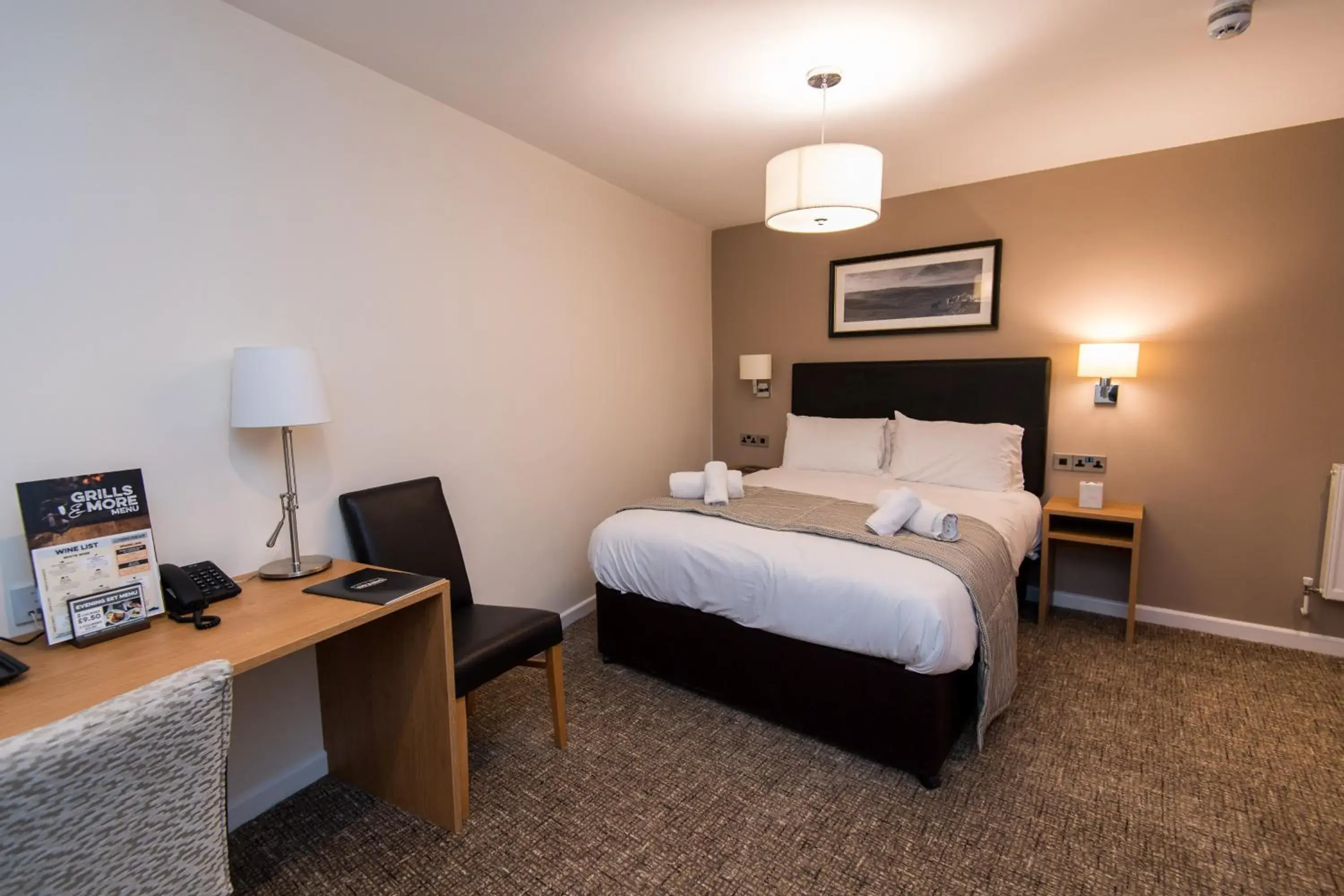 Double Room - Disability Access in The Wellington Double Room - Disability Access in The Wellington