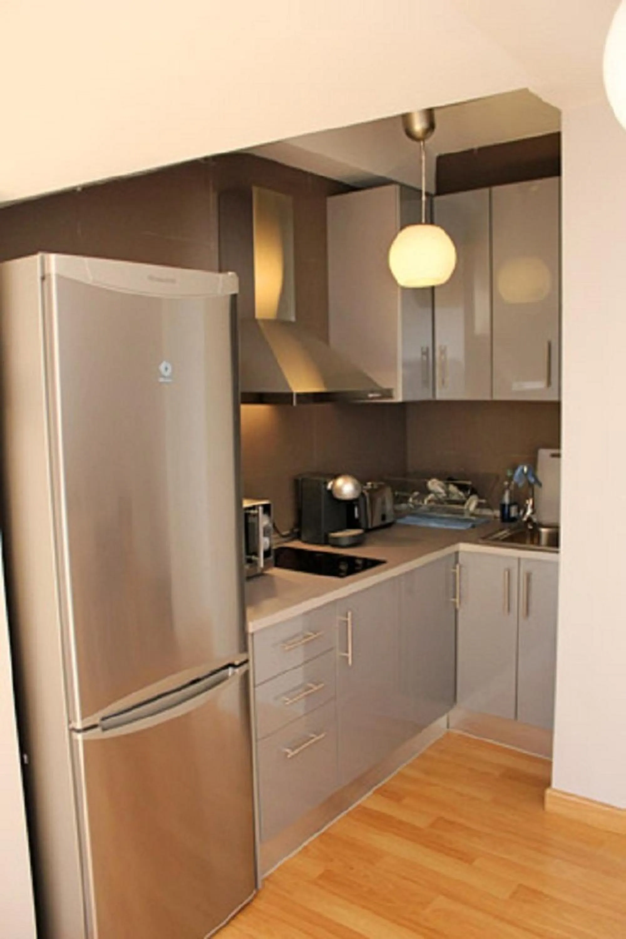Kitchen or kitchenette in Apartamentos San Pablo