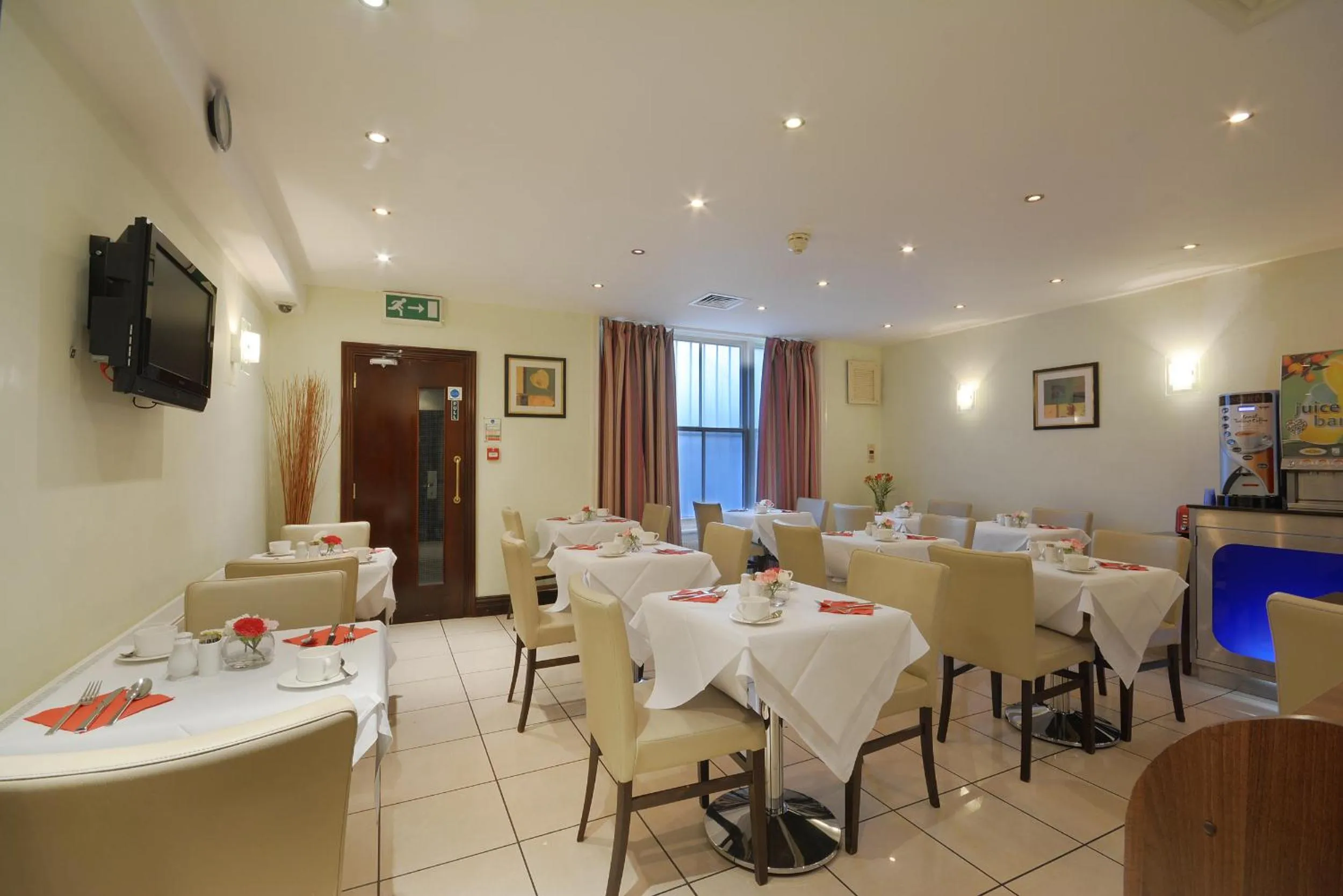 Restaurant/places to eat in The Premier Notting Hill