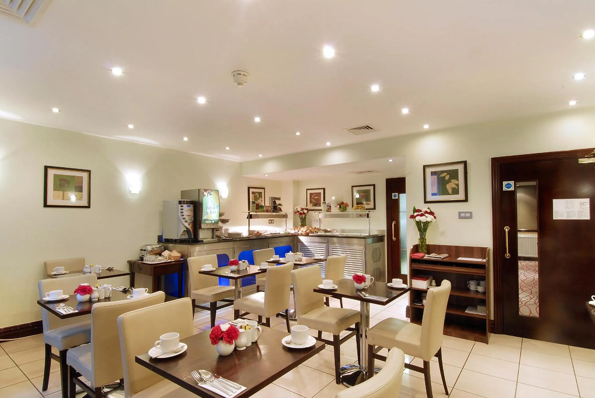 Restaurant/places to eat in The Premier Notting Hill