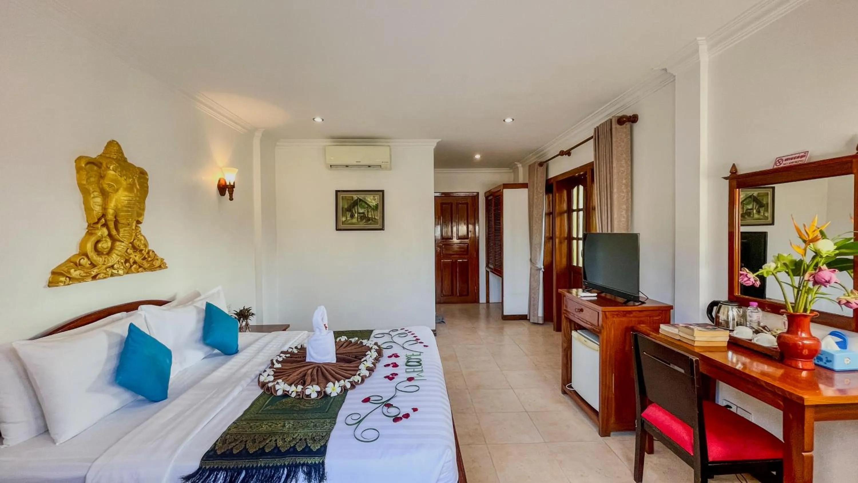 Photo of the whole room in The Brightness Residence