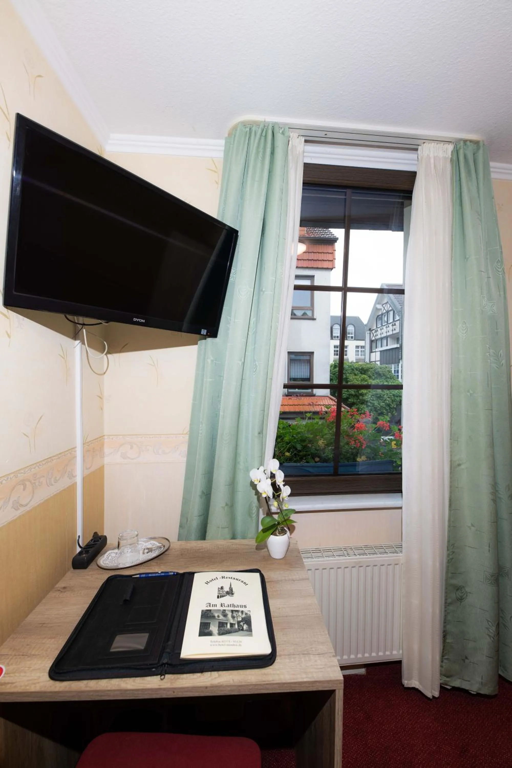 City view in Hotel Am Rathaus