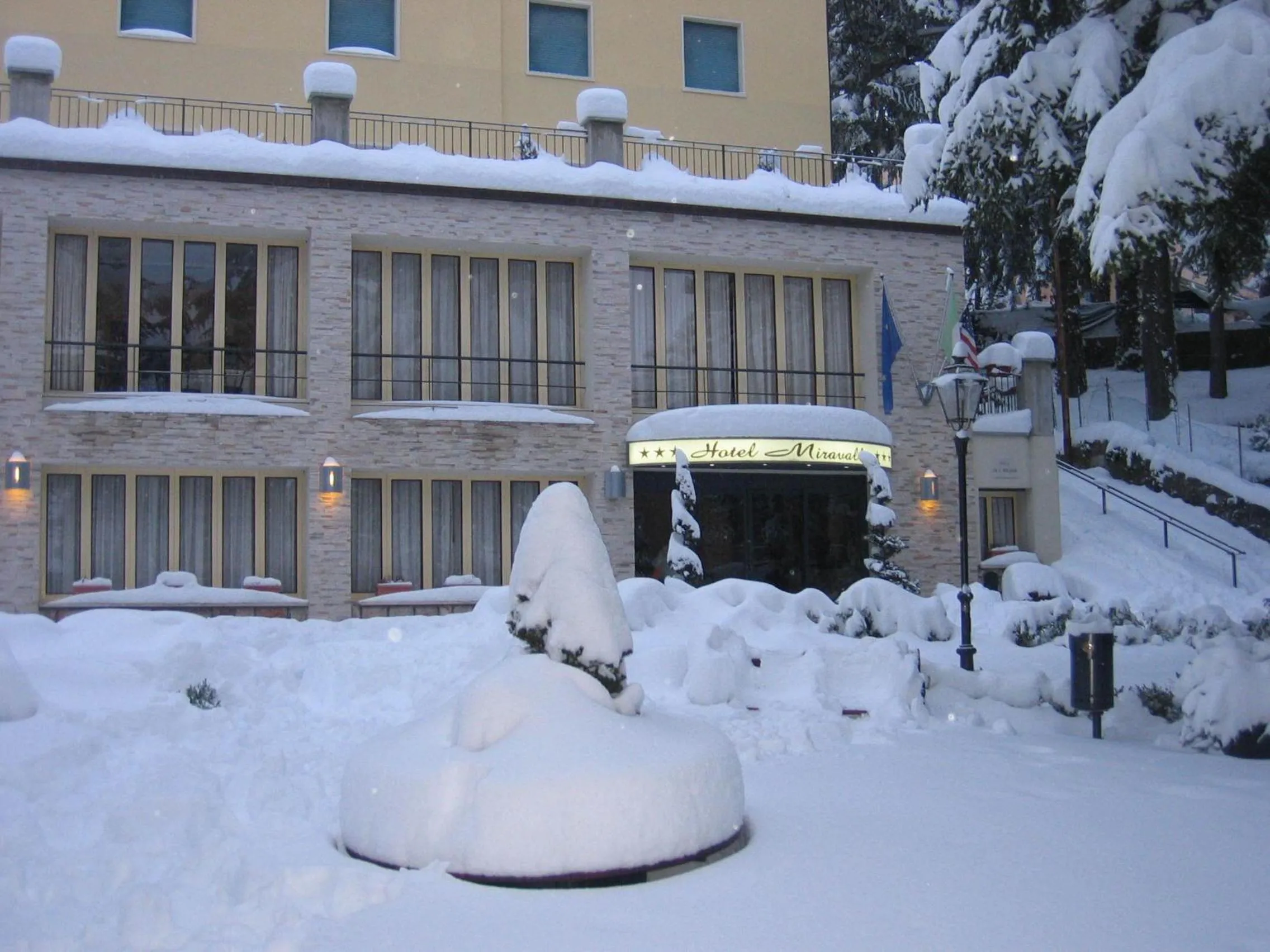 Hotel Miravalle 2000