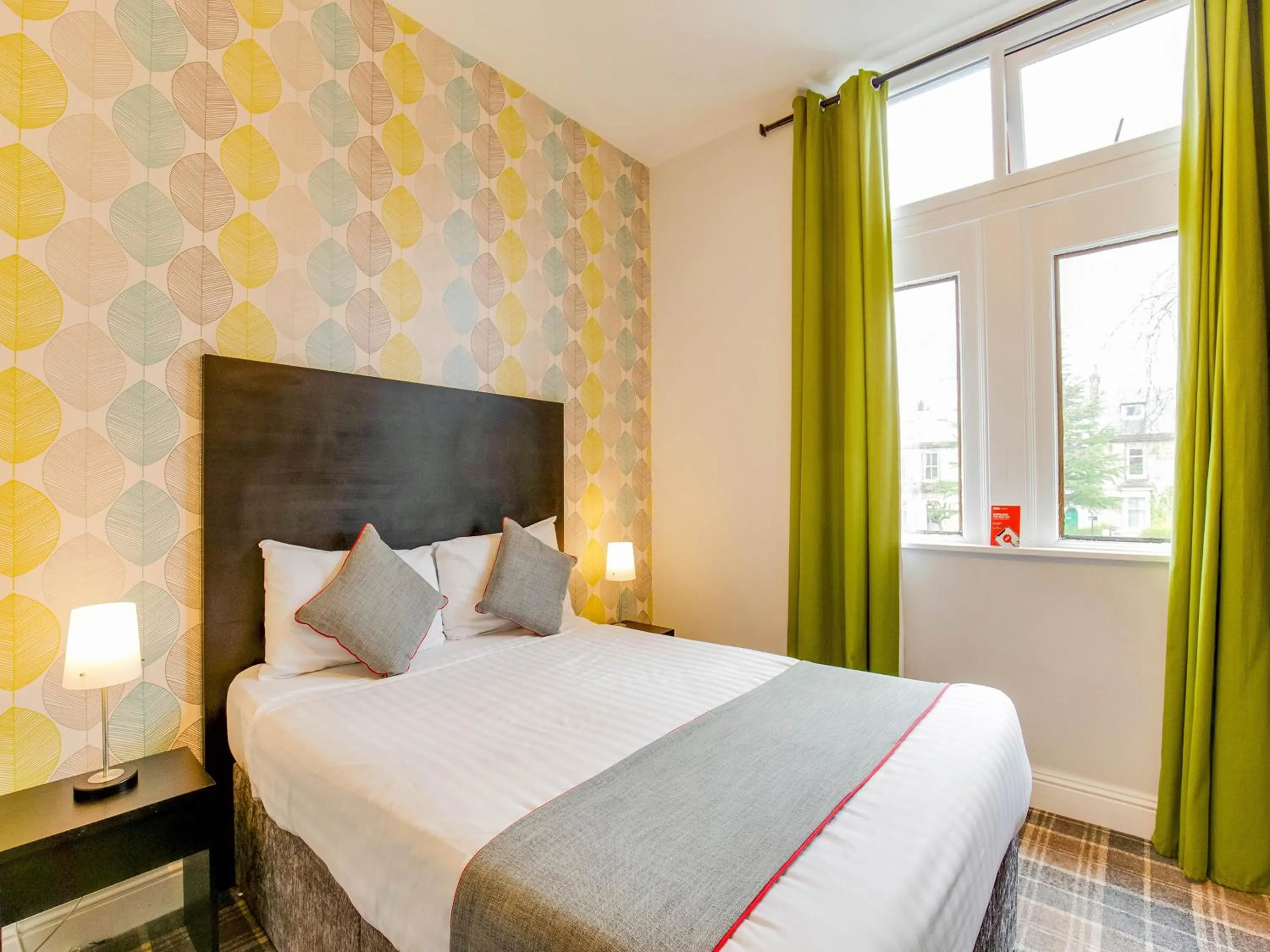 Bedroom, Bed in Lost Guest House Stirling