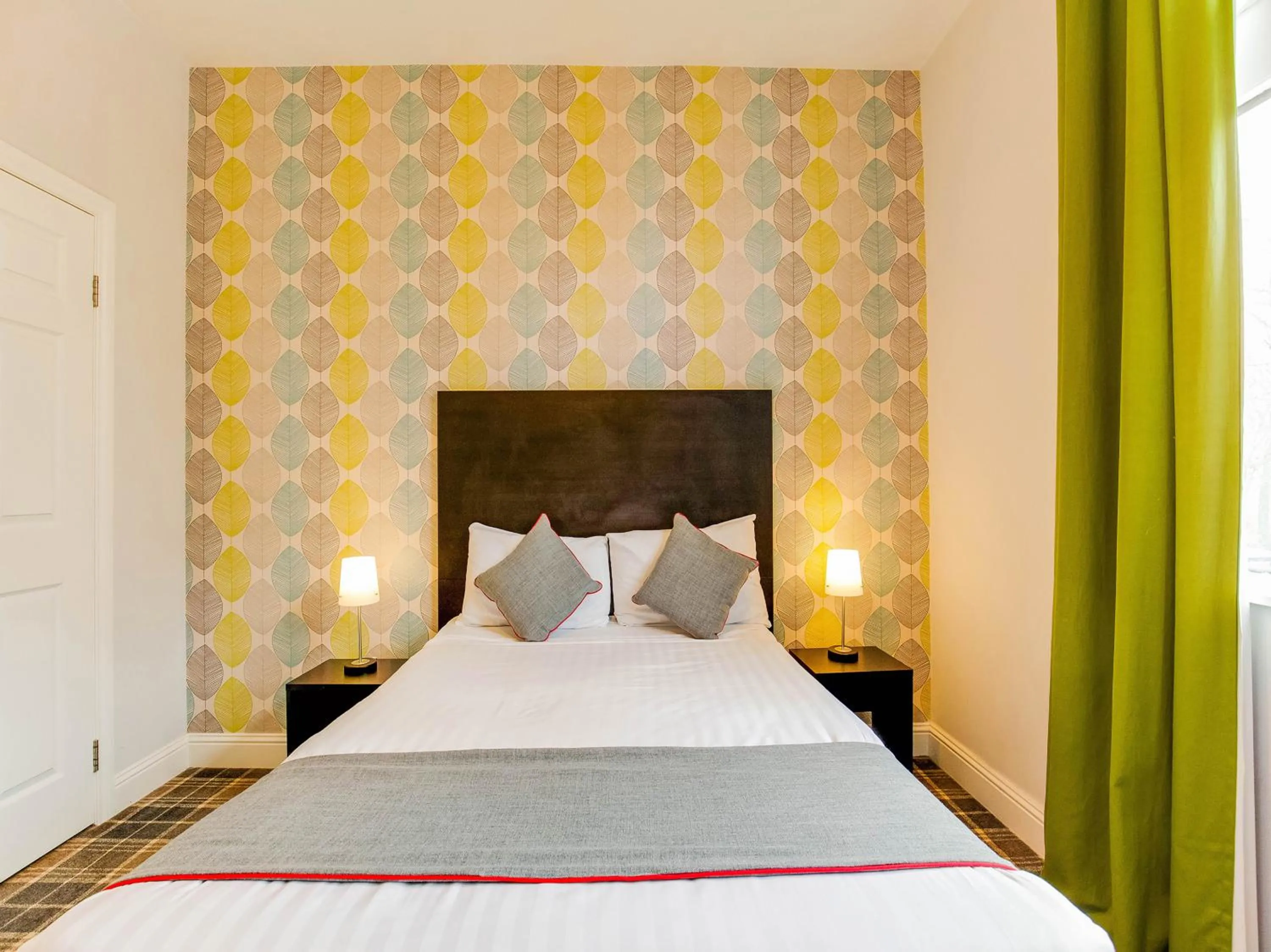 Bedroom, Bed in Lost Guest House Stirling