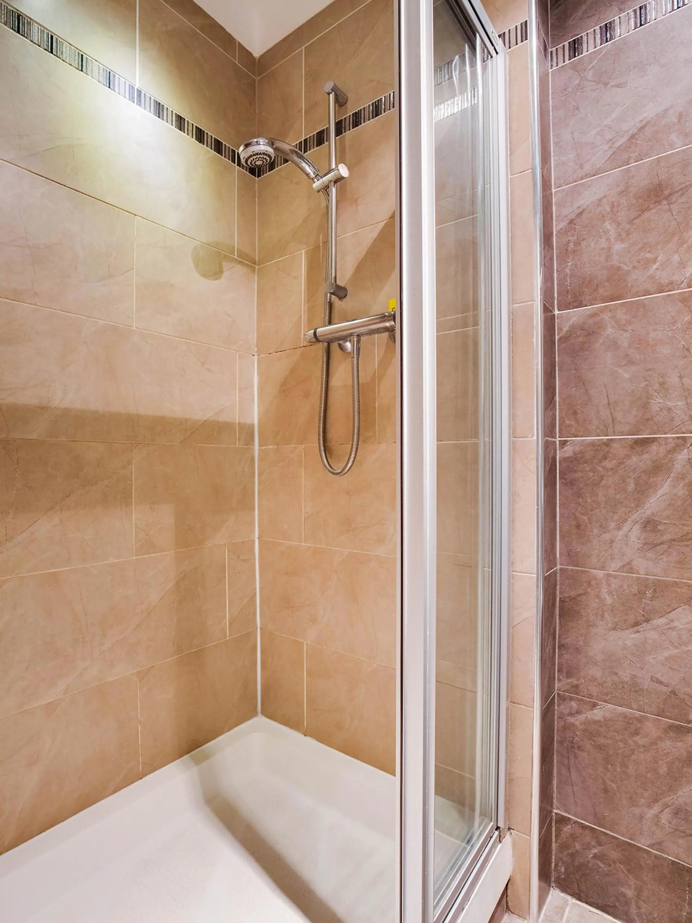 Bathroom in Lost Guest House Stirling