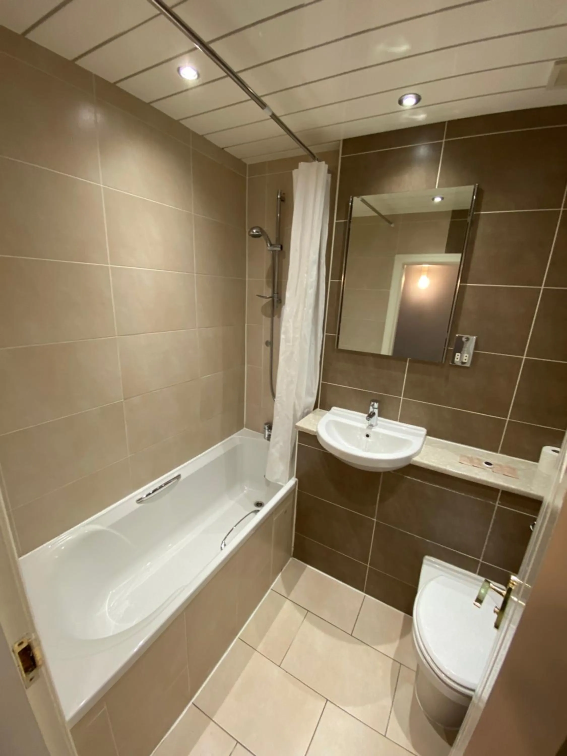 Bathroom in Lost Guest House Stirling