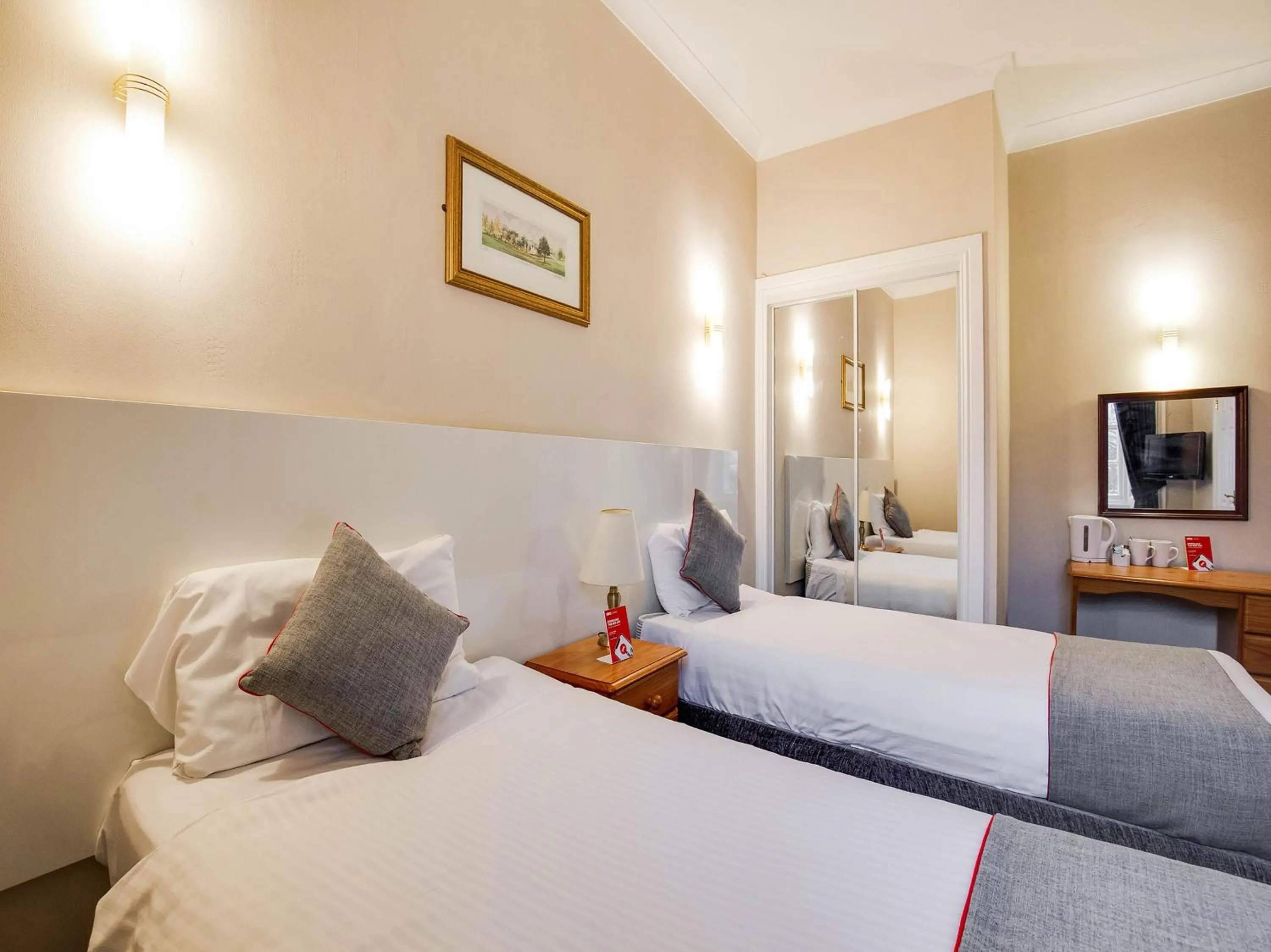 Bedroom, Bed in Lost Guest House Stirling