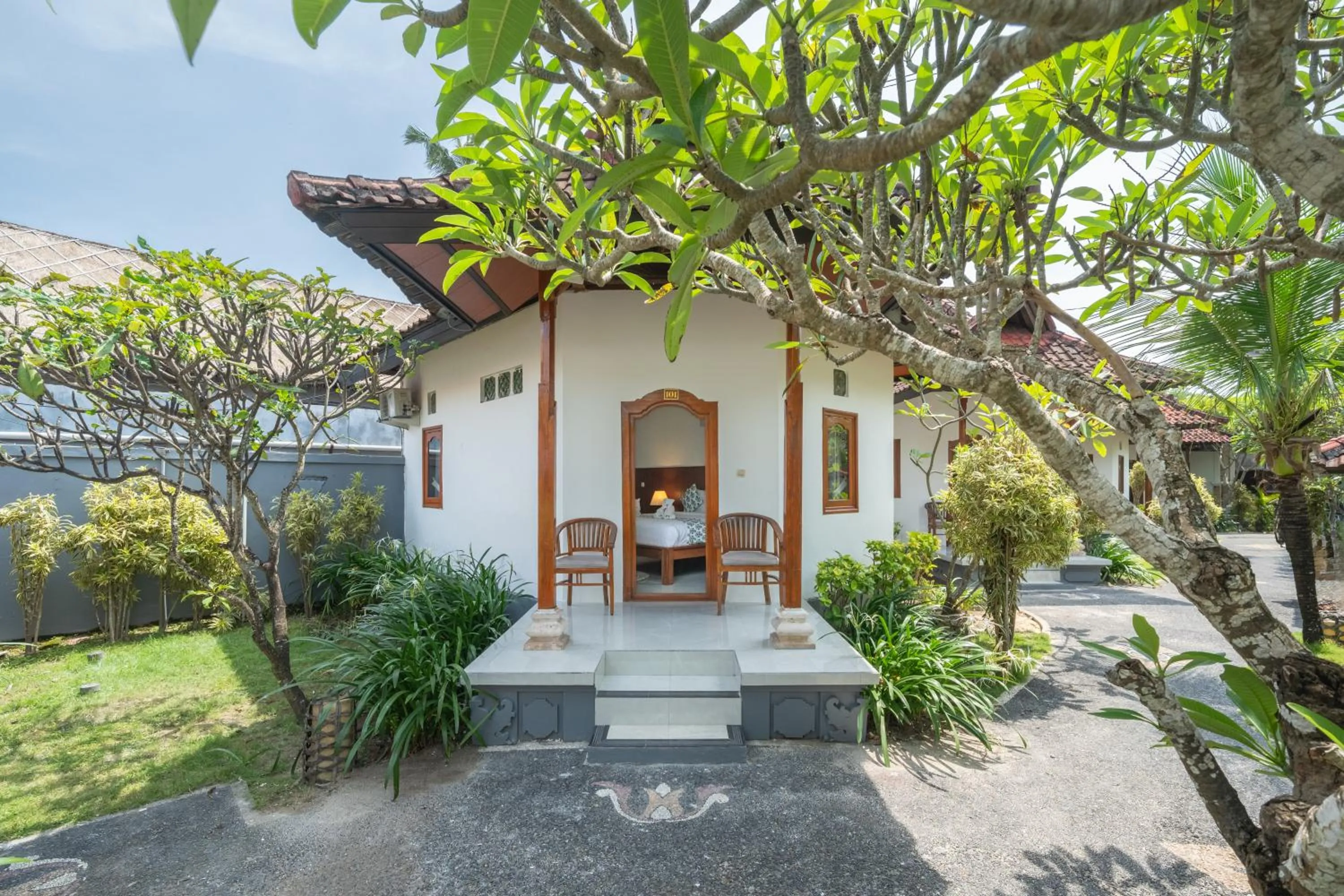 Deluxe Twin Room in Nusa Indah Bungalow