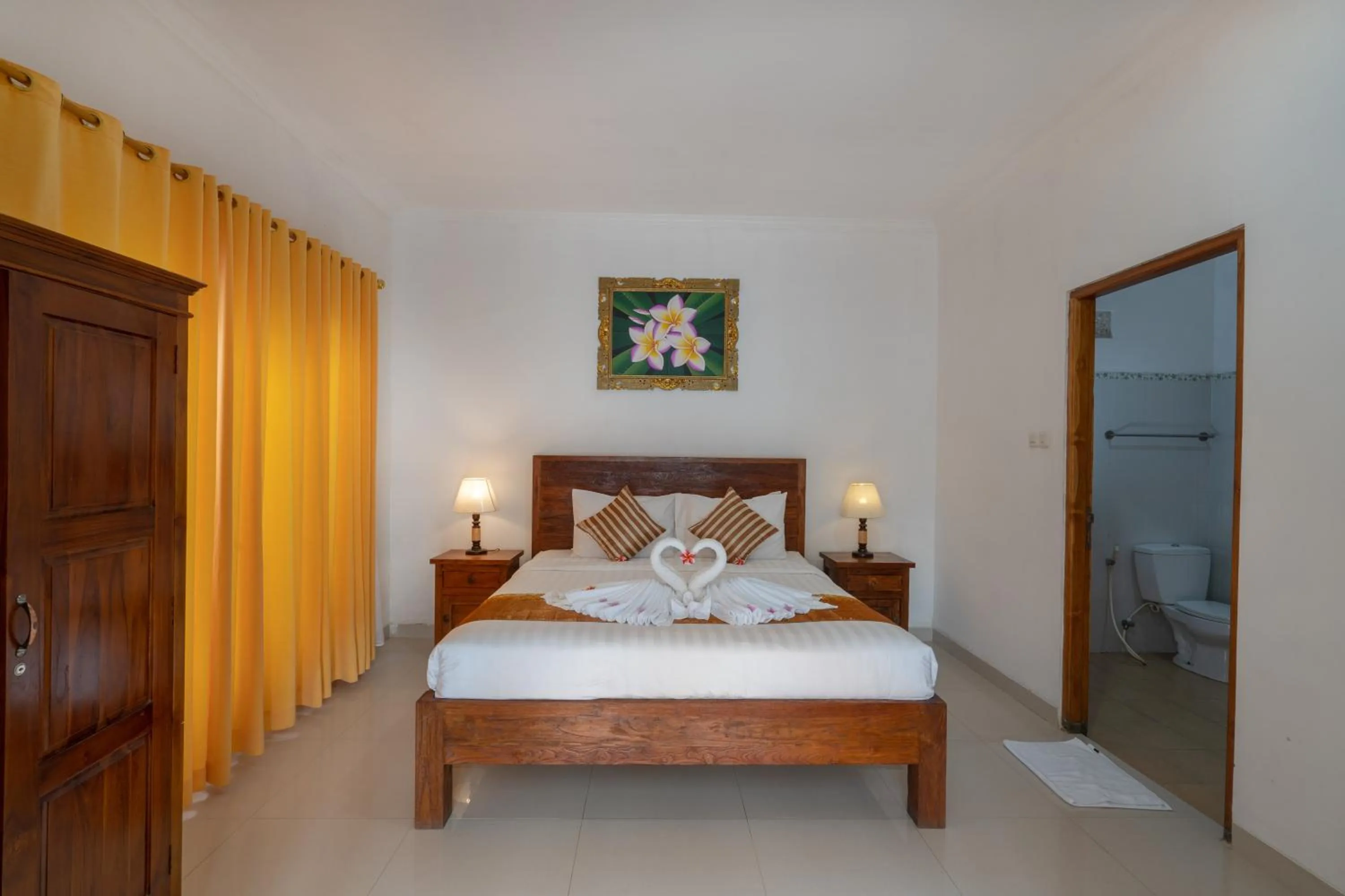 Bed in Nusa Indah Bungalow