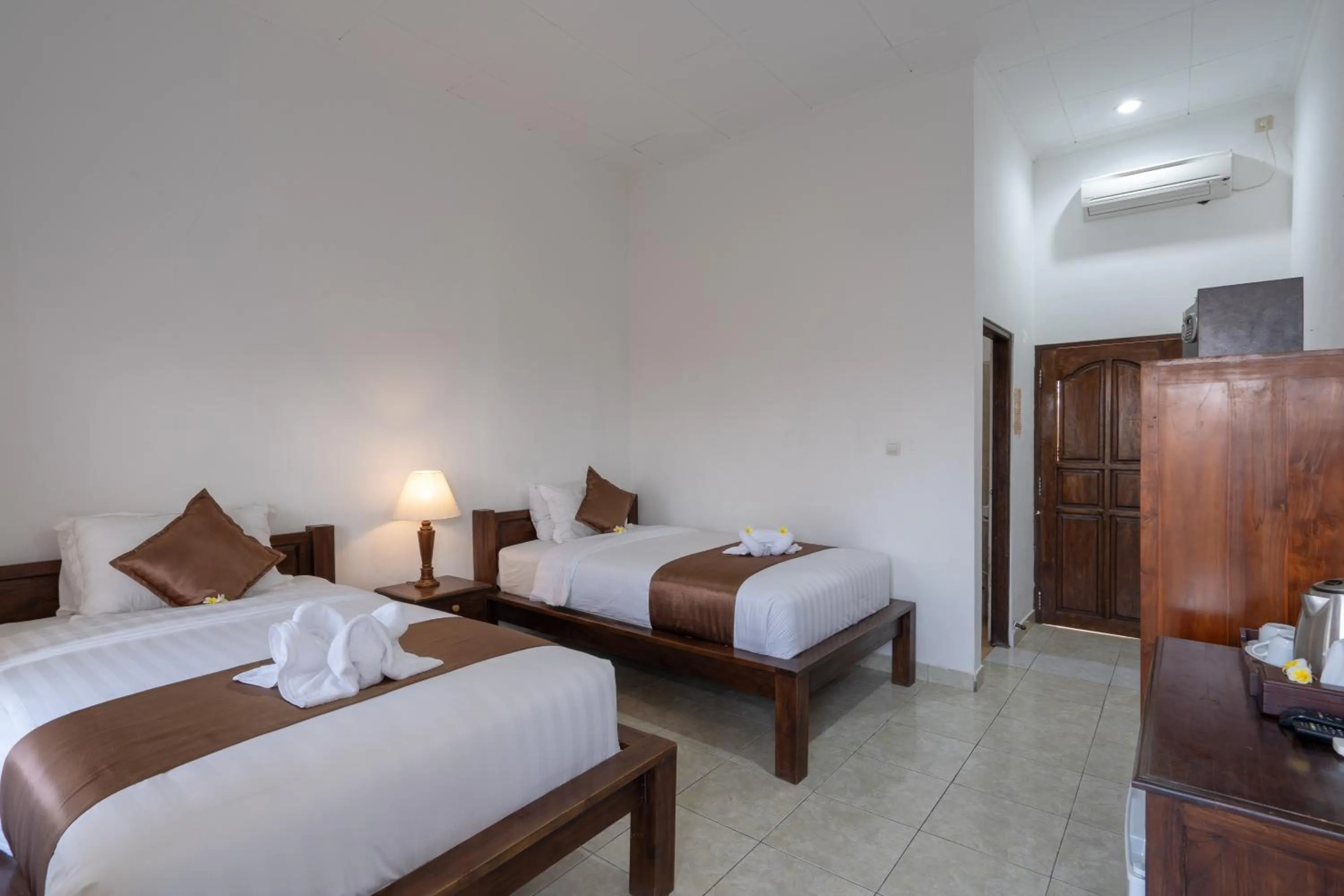 Bed in Nusa Indah Bungalow